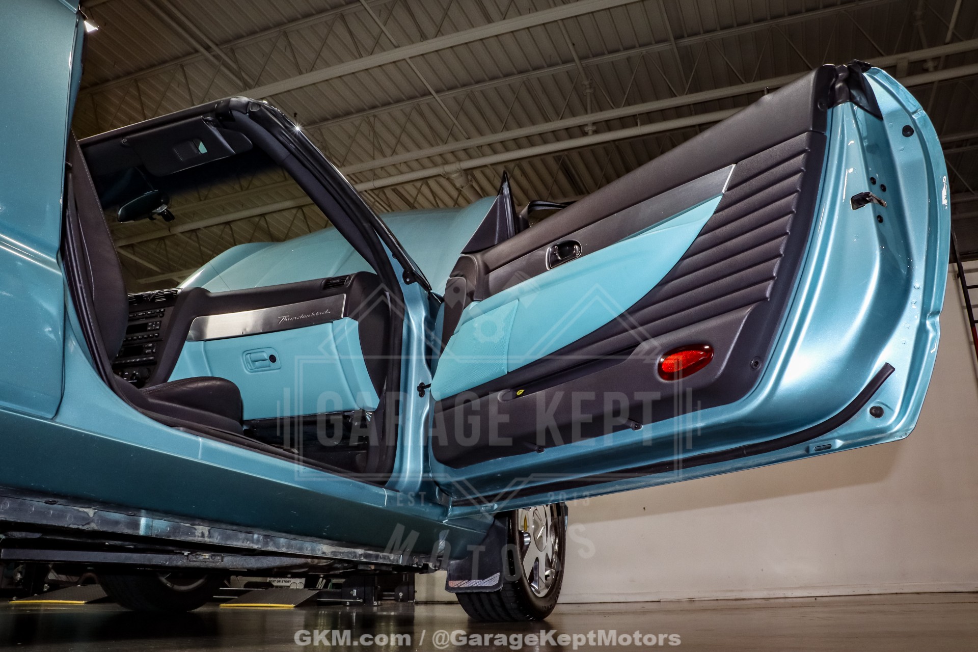 2002 Ford Thunderbird 91
