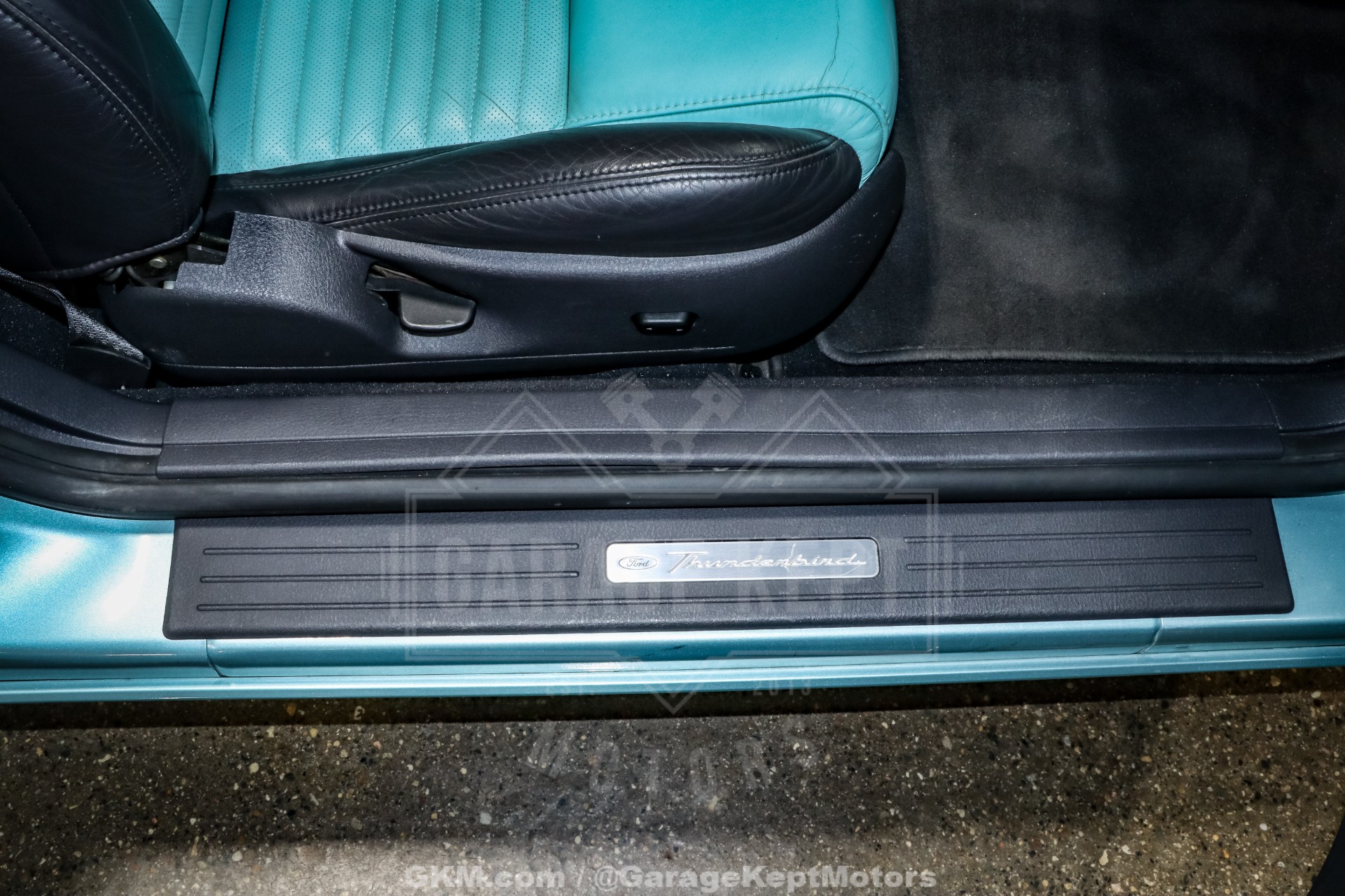 2002 Ford Thunderbird 92