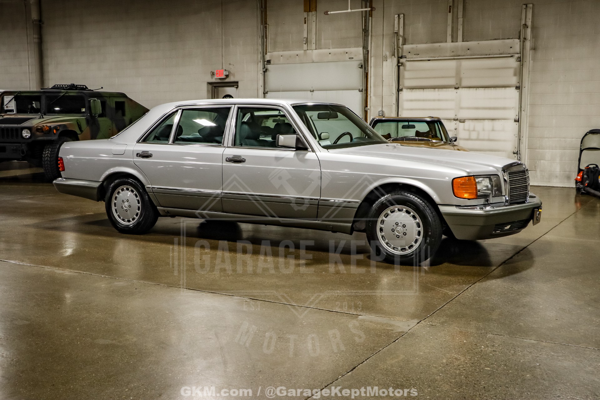 1991 Mercedes-Benz 560-Class 11