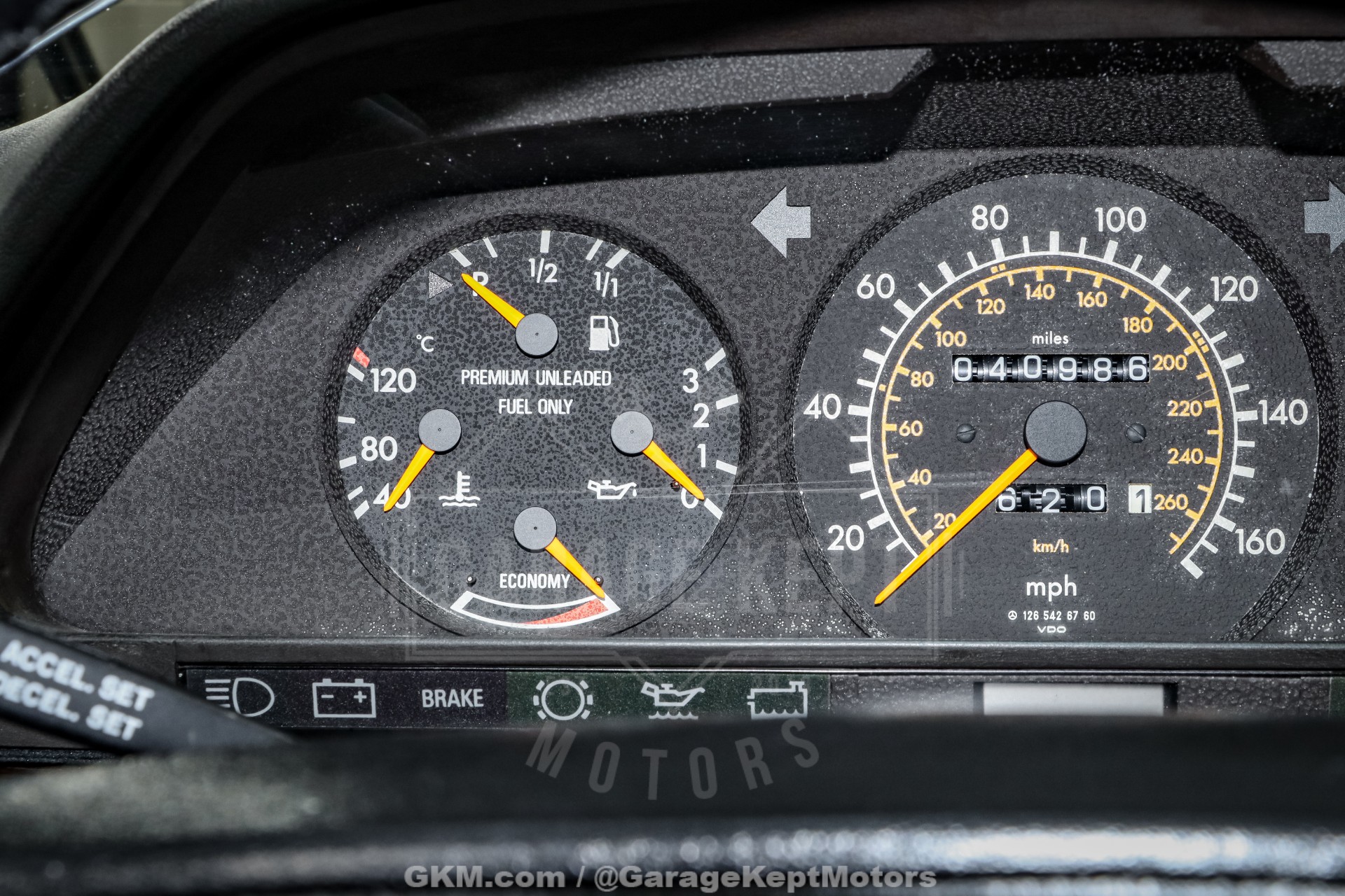 1991 Mercedes-Benz 560-Class 133