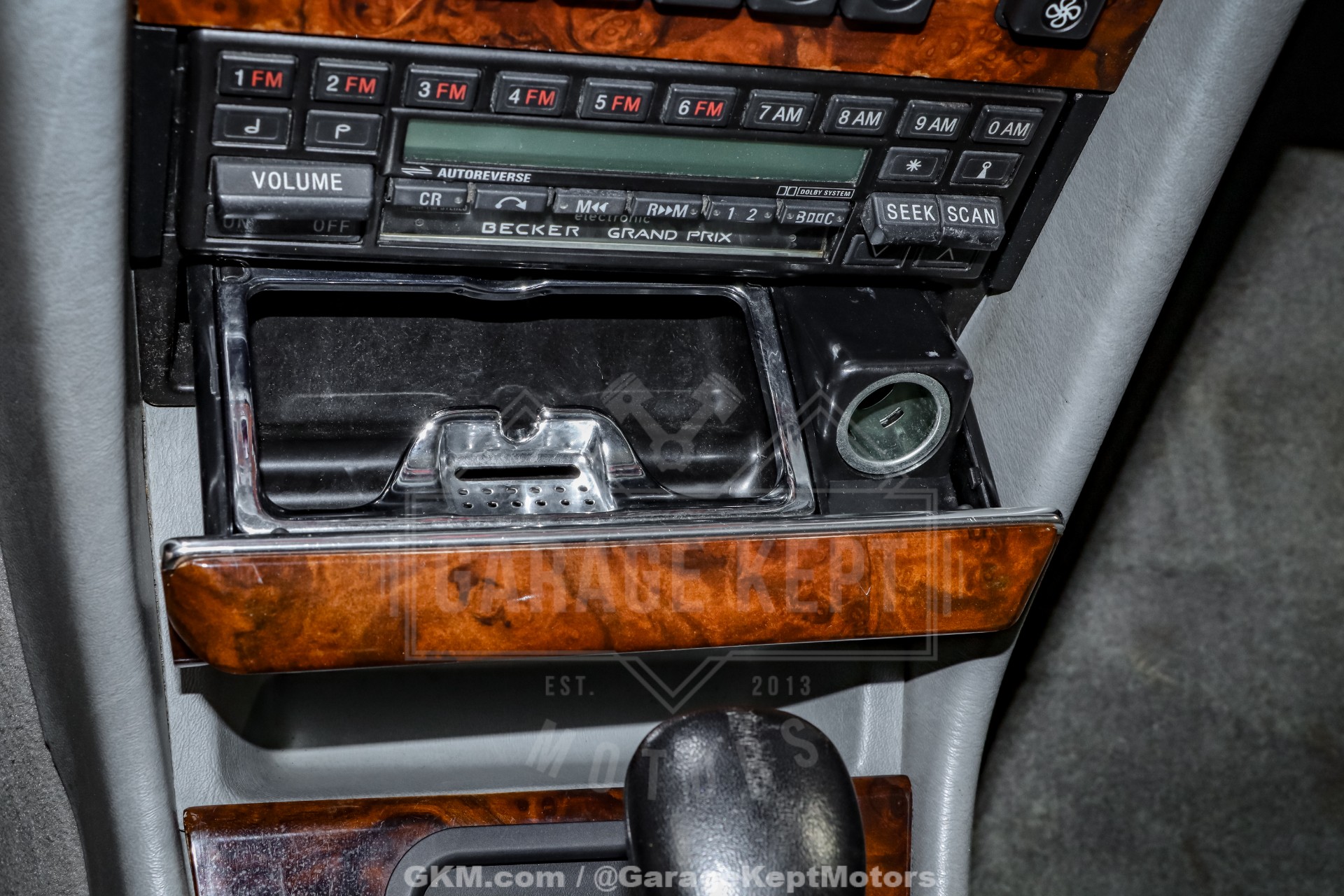 1991 Mercedes-Benz 560-Class 138