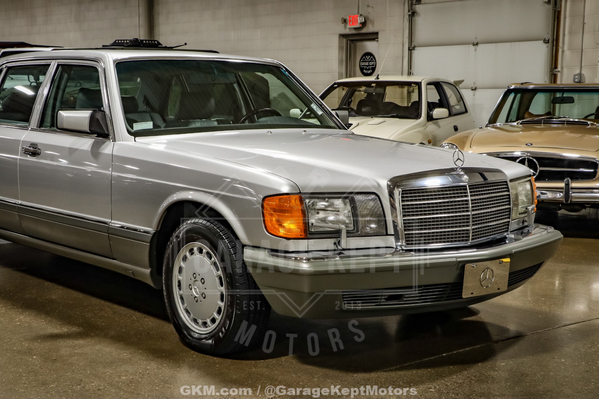 1991 Mercedes-Benz 560-Class 13