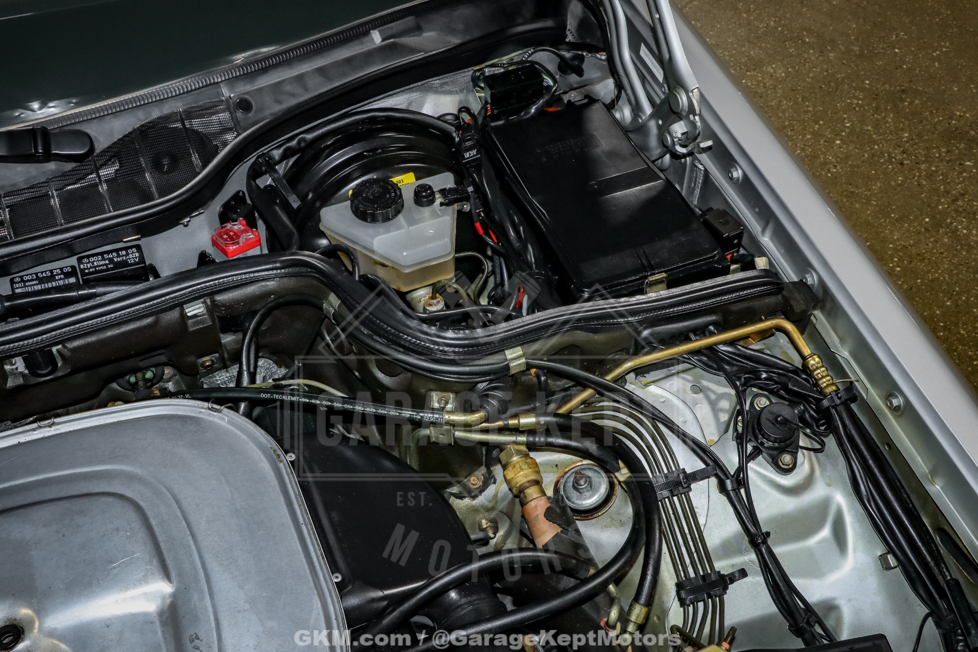 1991 Mercedes-Benz 560-Class 153