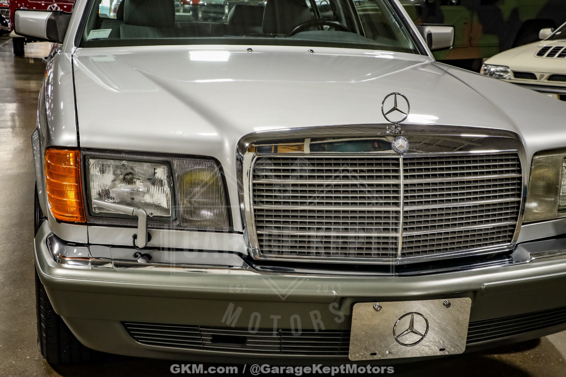 1991 Mercedes-Benz 560-Class 18