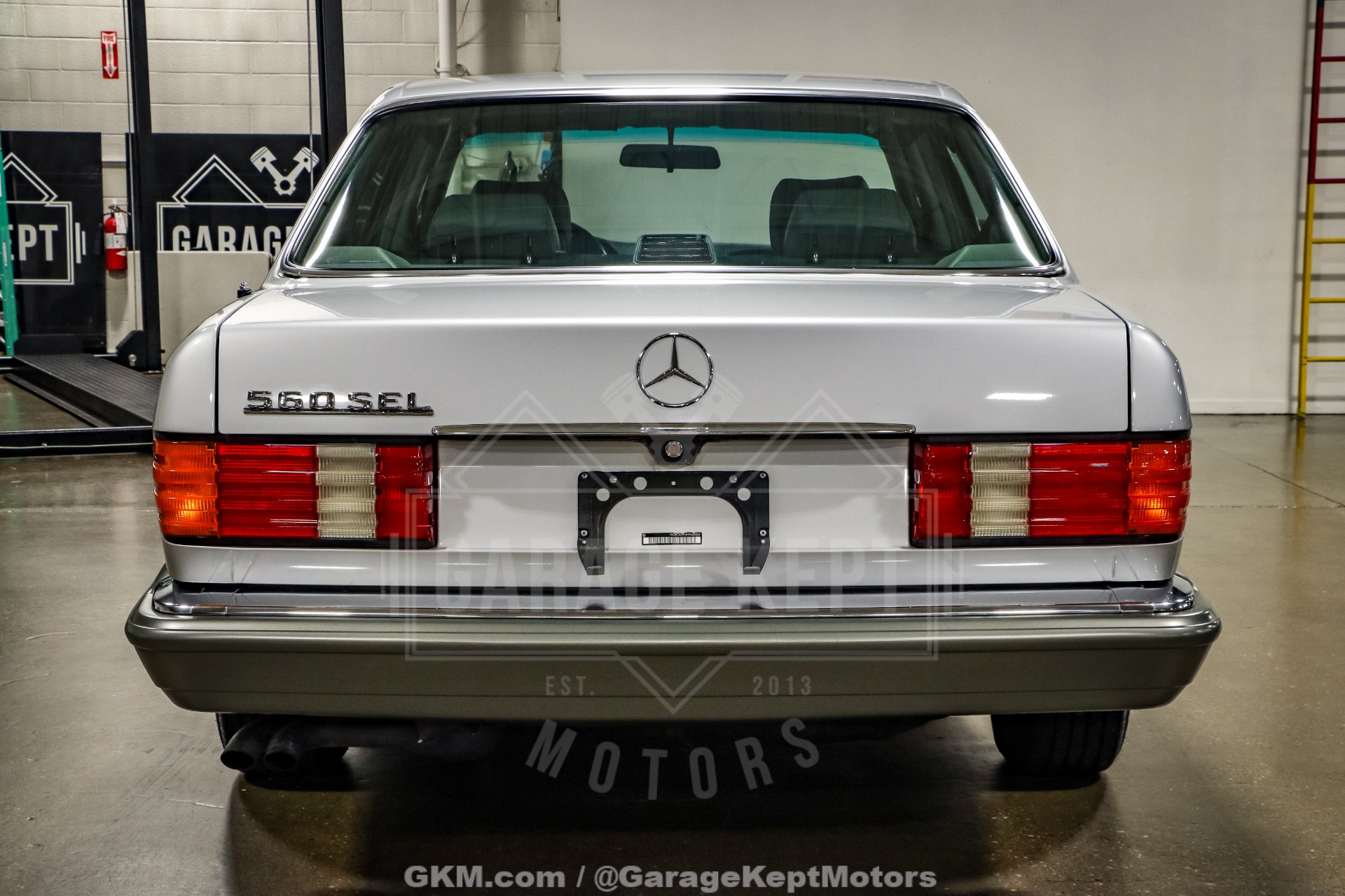 1991 Mercedes-Benz 560-Class 46
