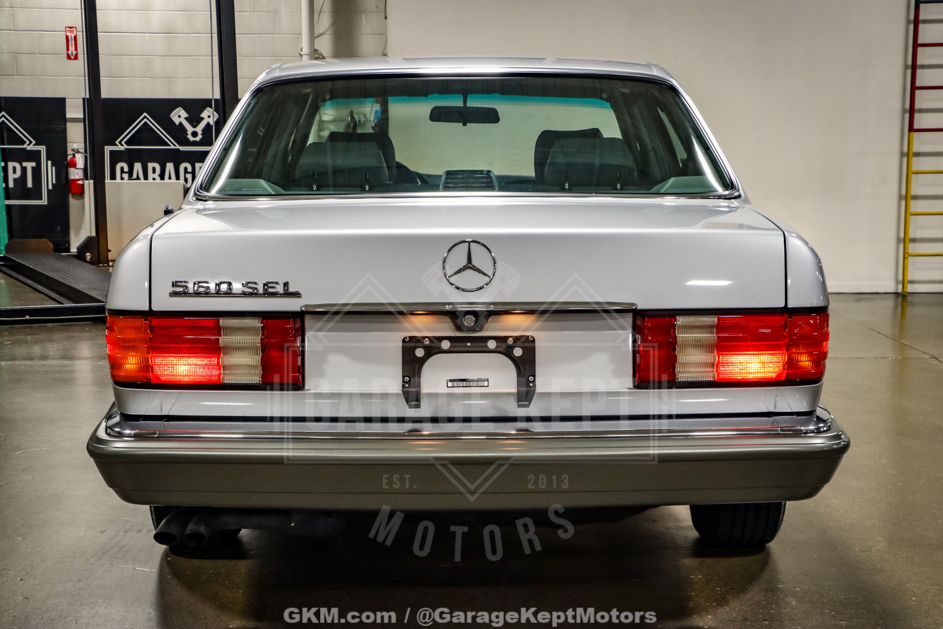 1991 Mercedes-Benz 560-Class 47