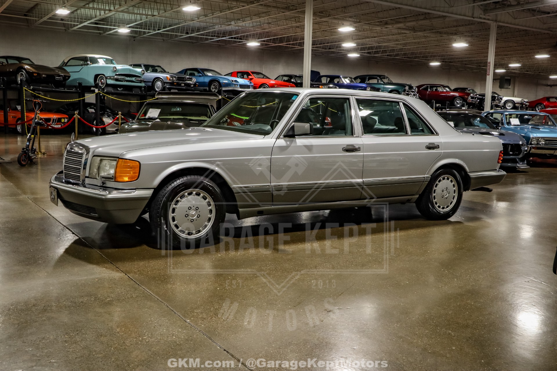 1991 Mercedes-Benz 560-Class 4