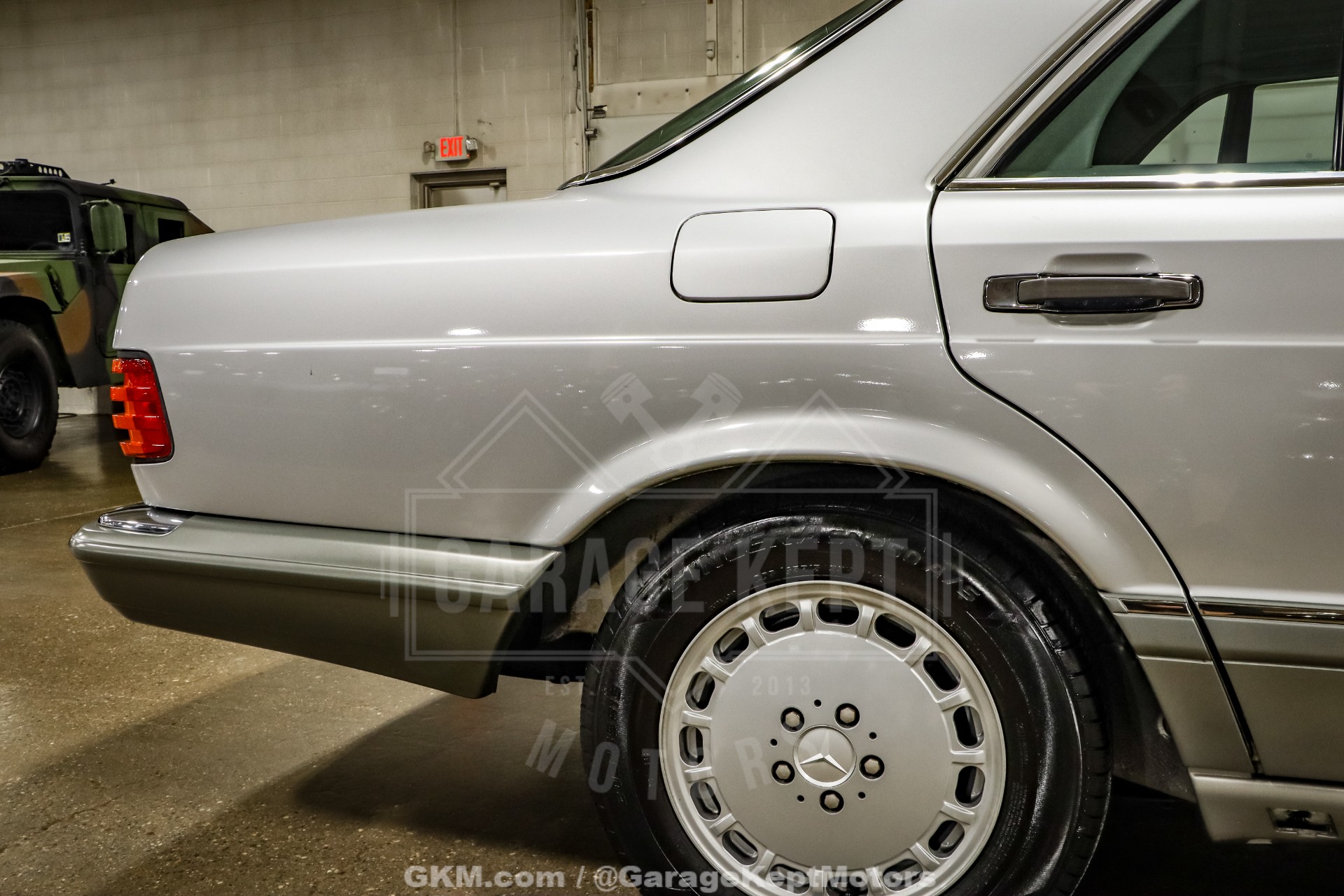 1991 Mercedes-Benz 560-Class 55