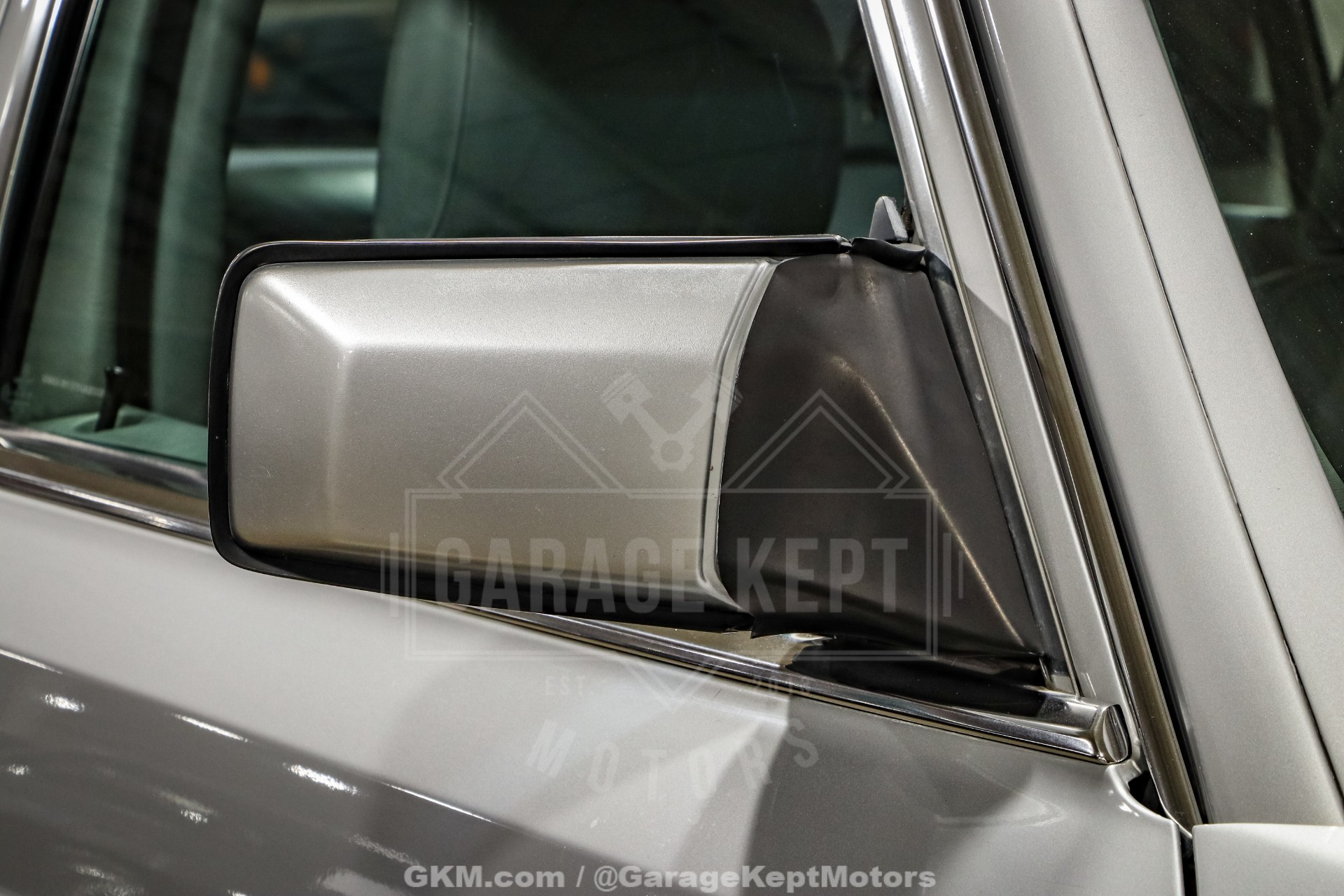 1991 Mercedes-Benz 560-Class 60