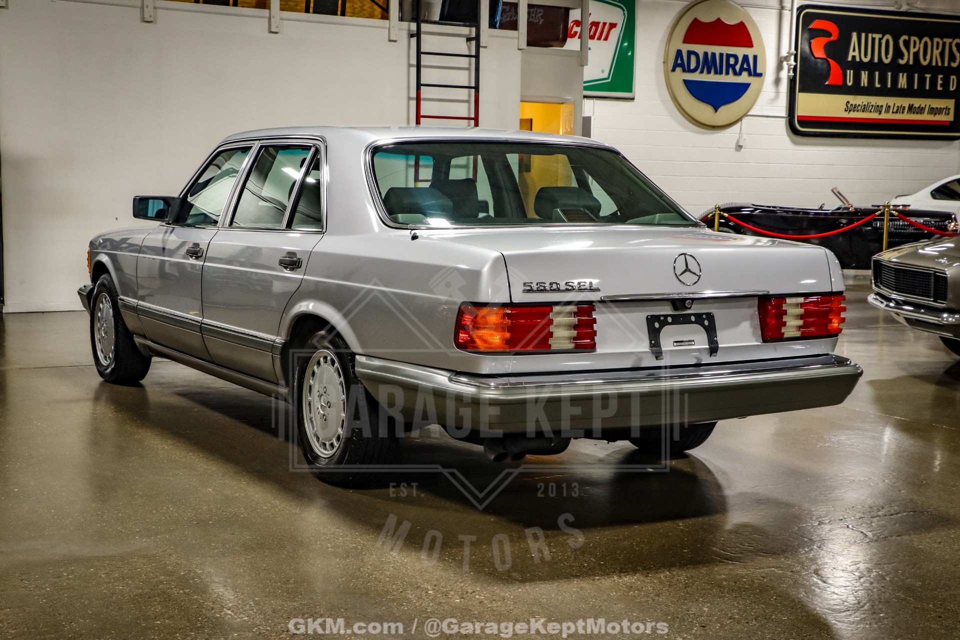 1991 Mercedes-Benz 560-Class 7