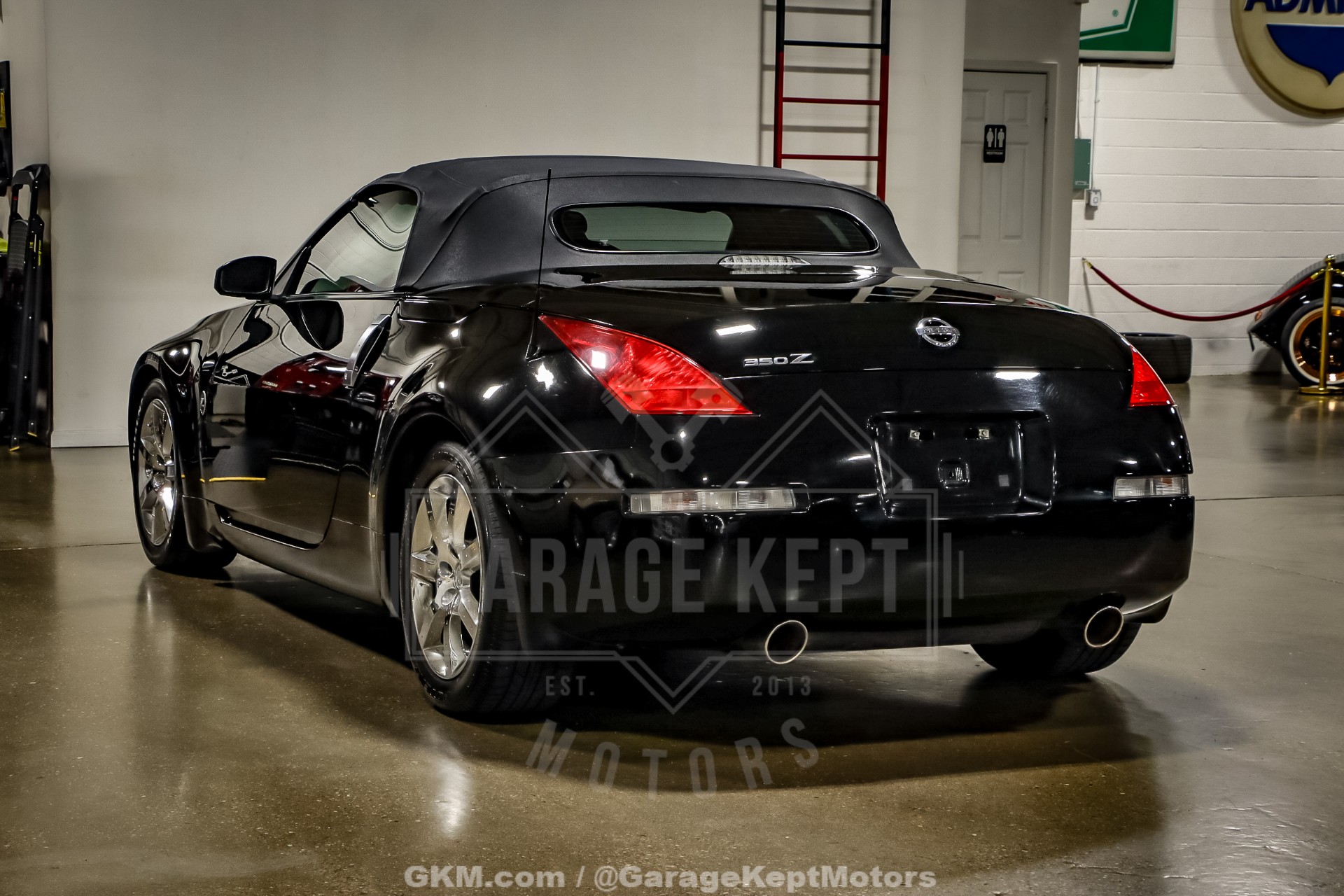 2004 Nissan 350Z 15