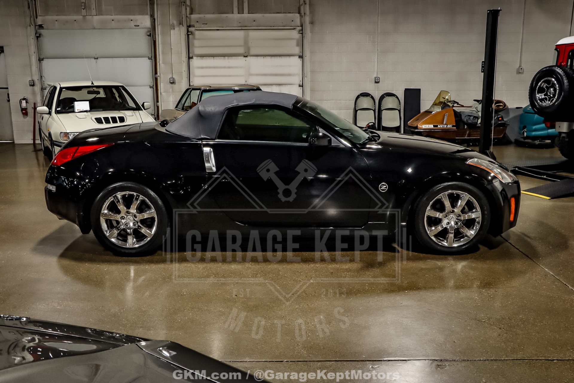 2004 Nissan 350Z 18