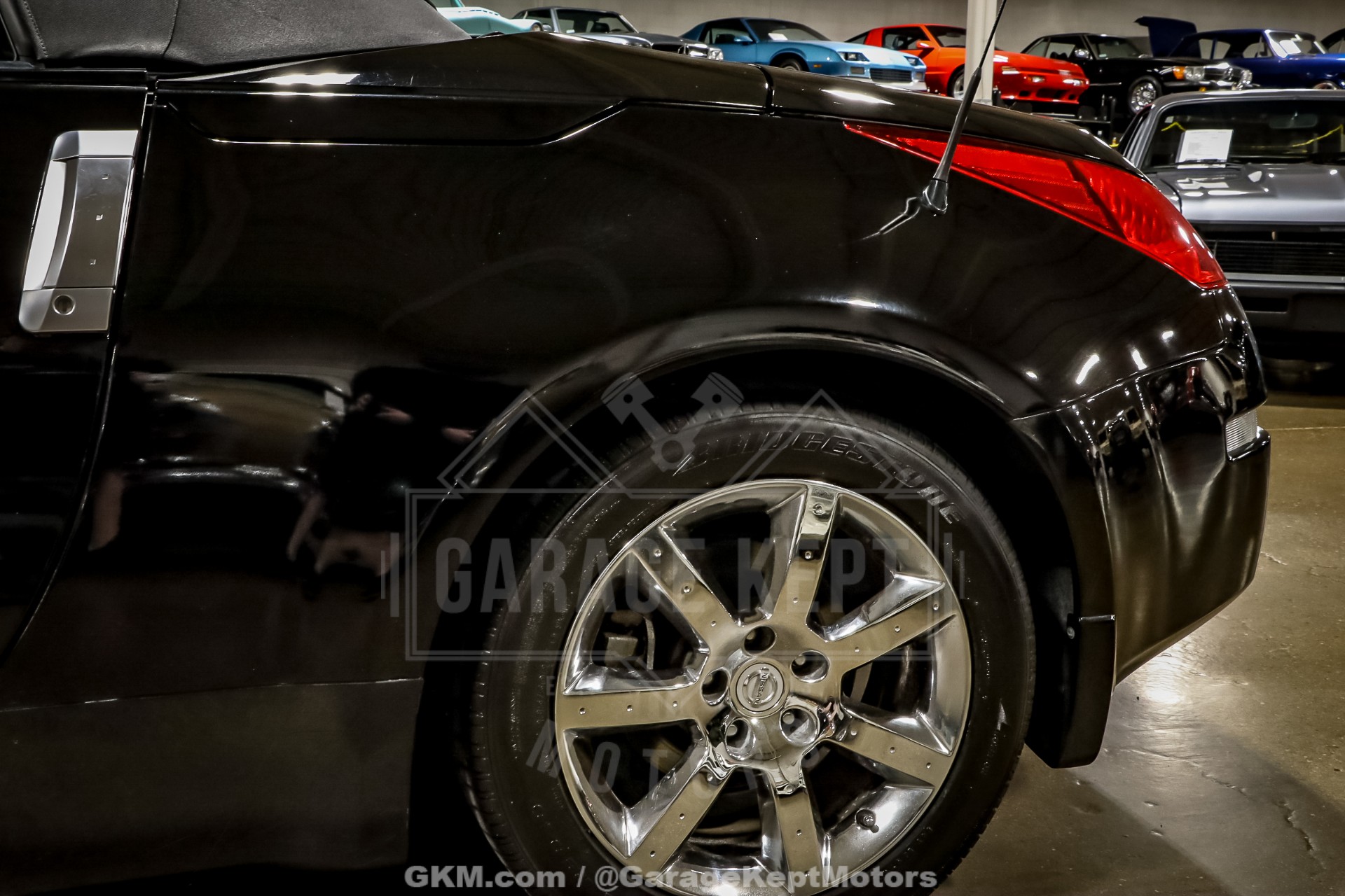 2004 Nissan 350Z 38