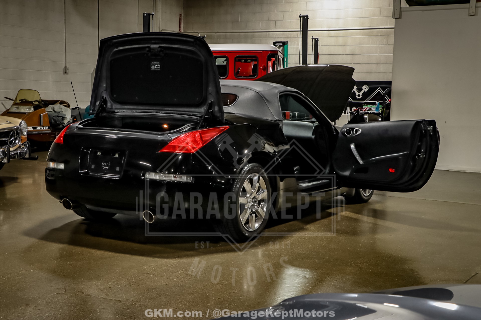 2004 Nissan 350Z 62