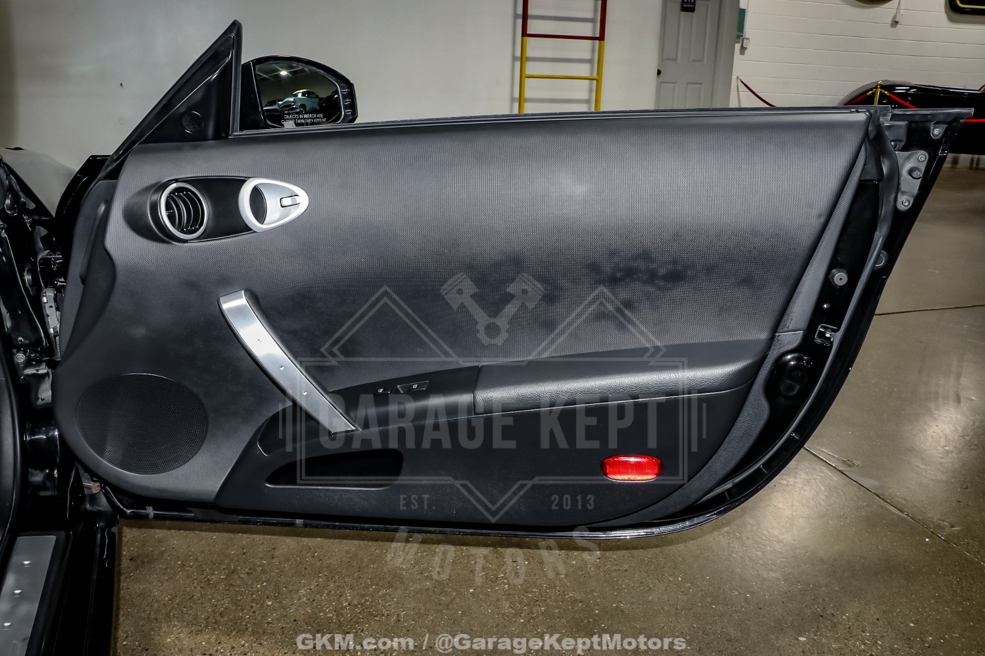 2004 Nissan 350Z 63
