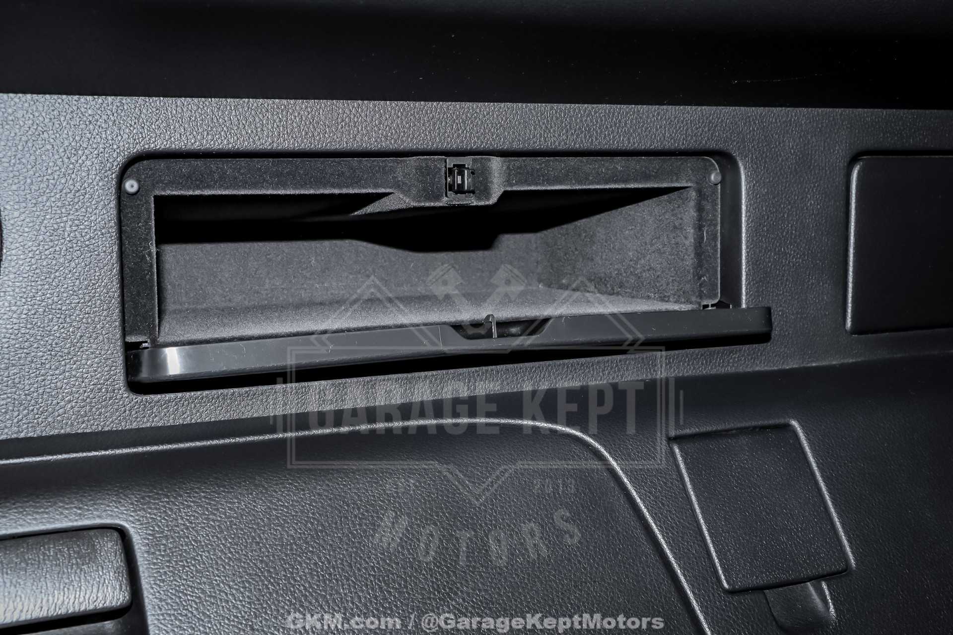 2004 Nissan 350Z 76