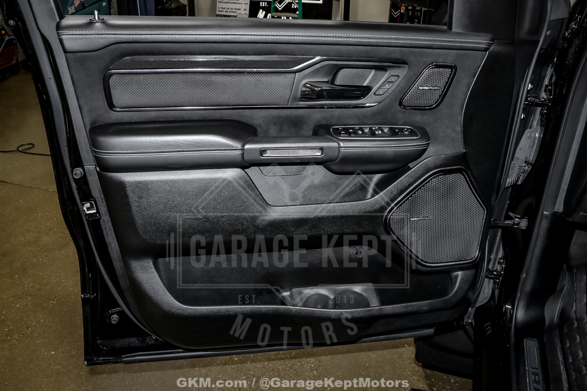 2022 Ram 1500 164