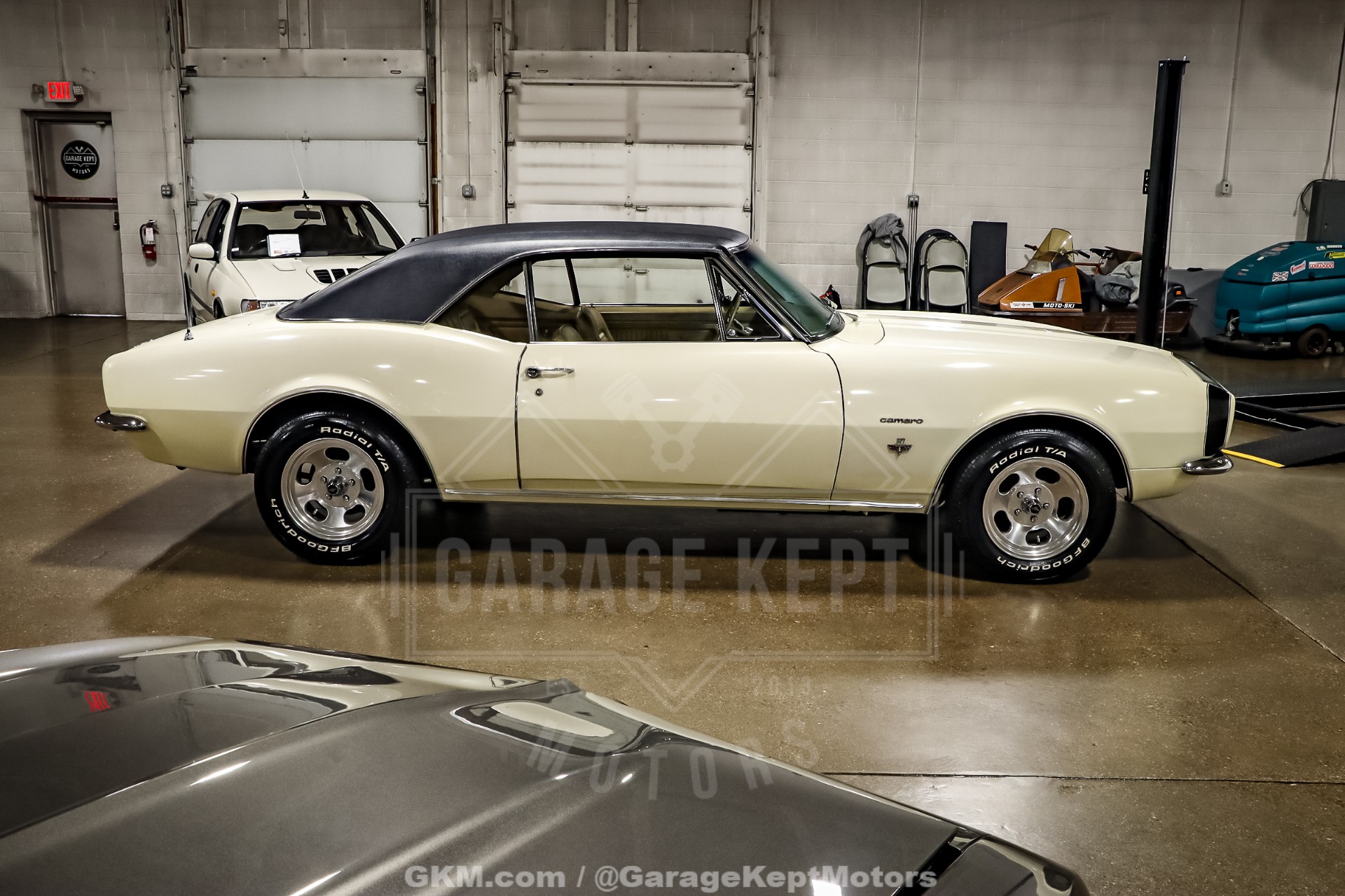 1967 Chevrolet Camaro 10