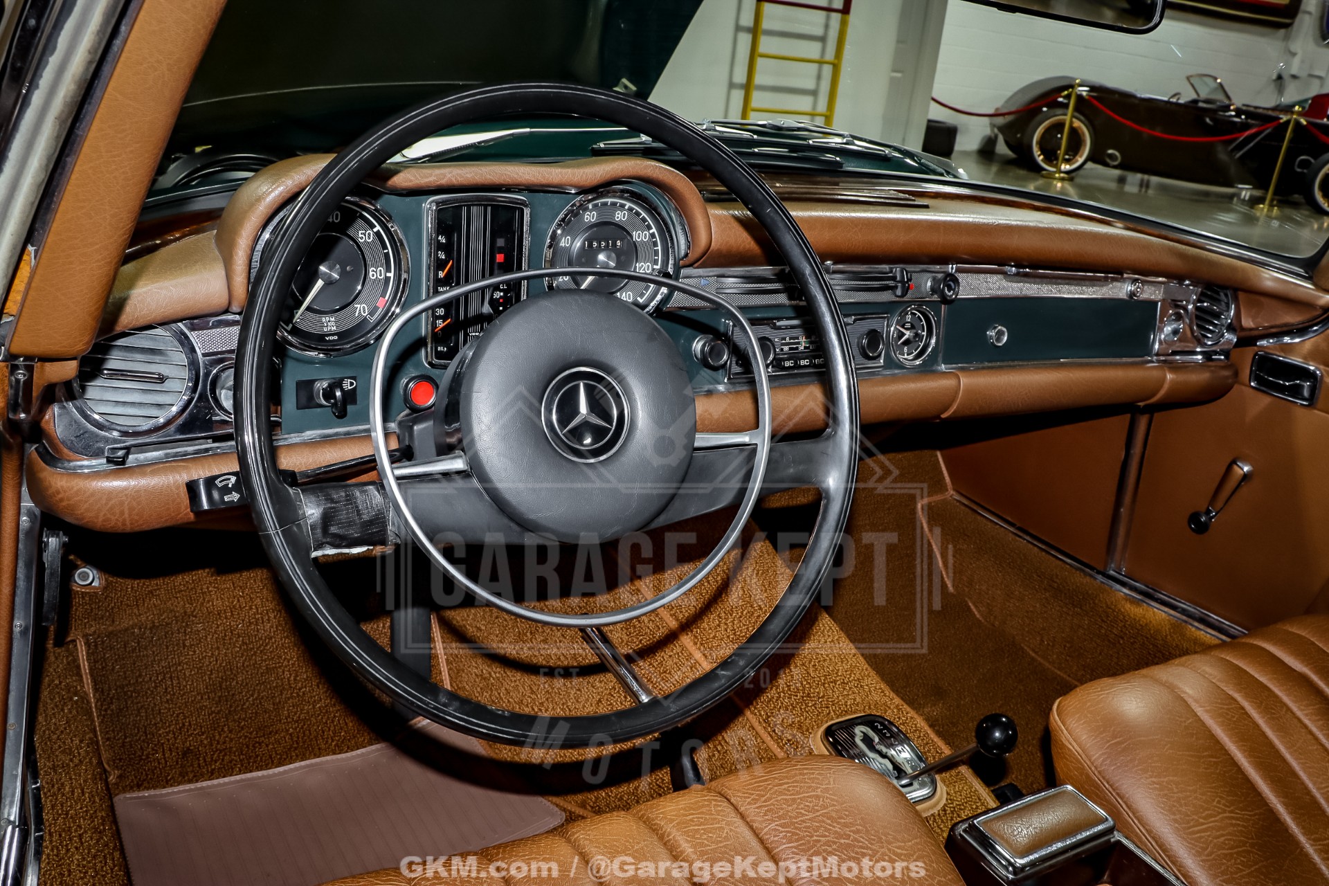 1970 Mercedes-Benz 280SL 126