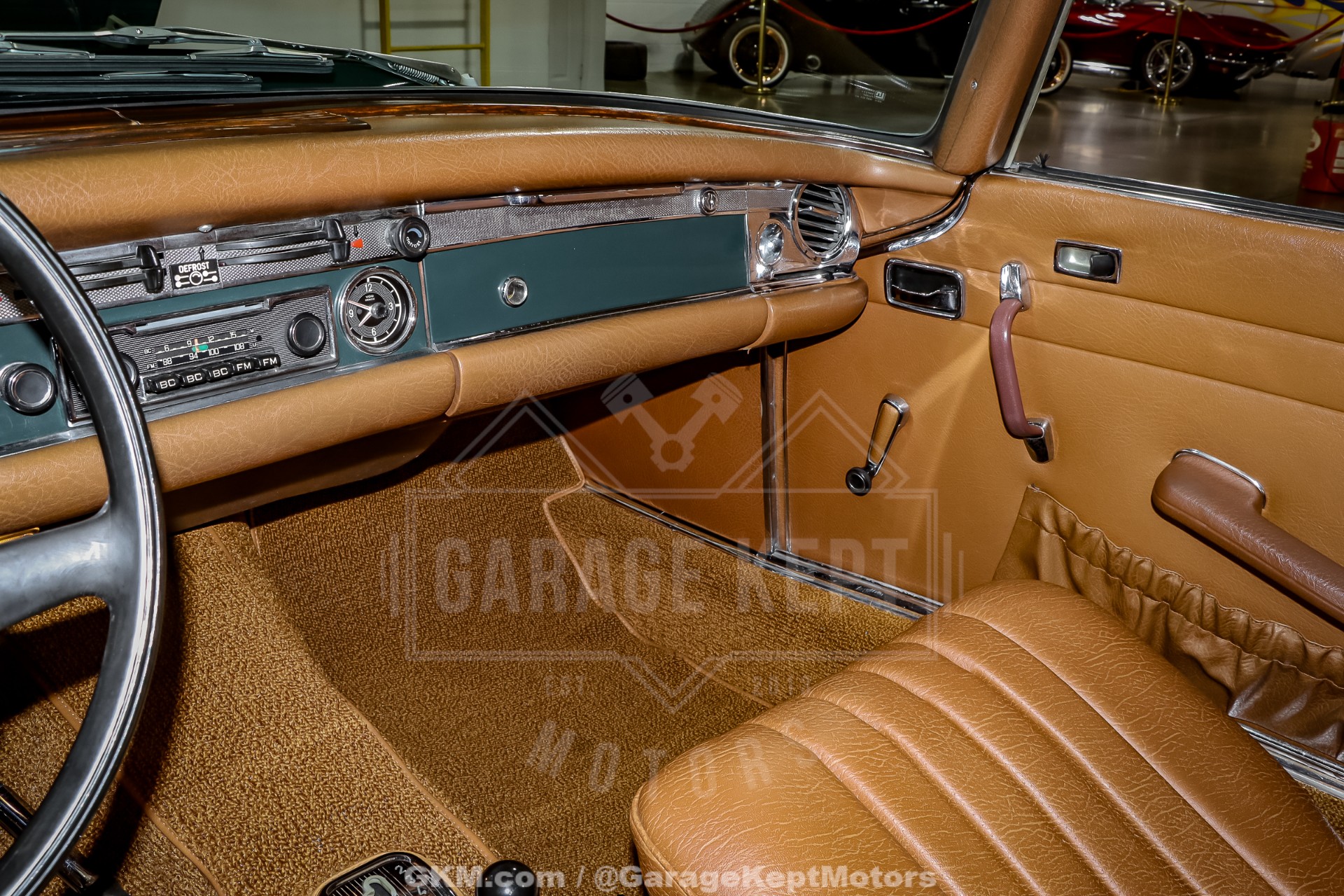 1970 Mercedes-Benz 280SL 128