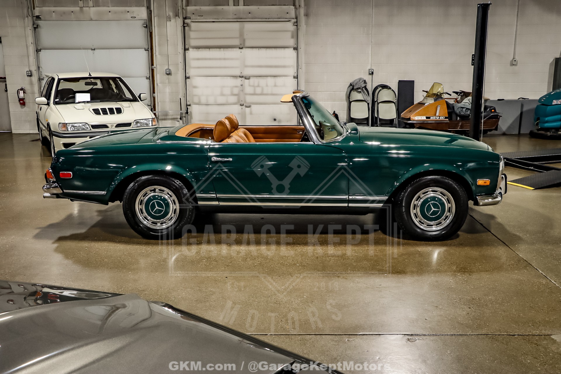 1970 Mercedes-Benz 280SL 176