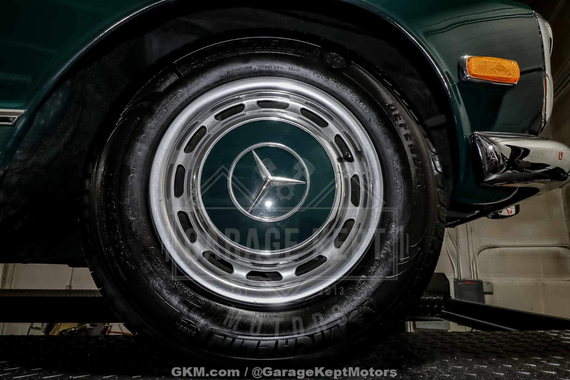 1970 Mercedes-Benz 280SL 209