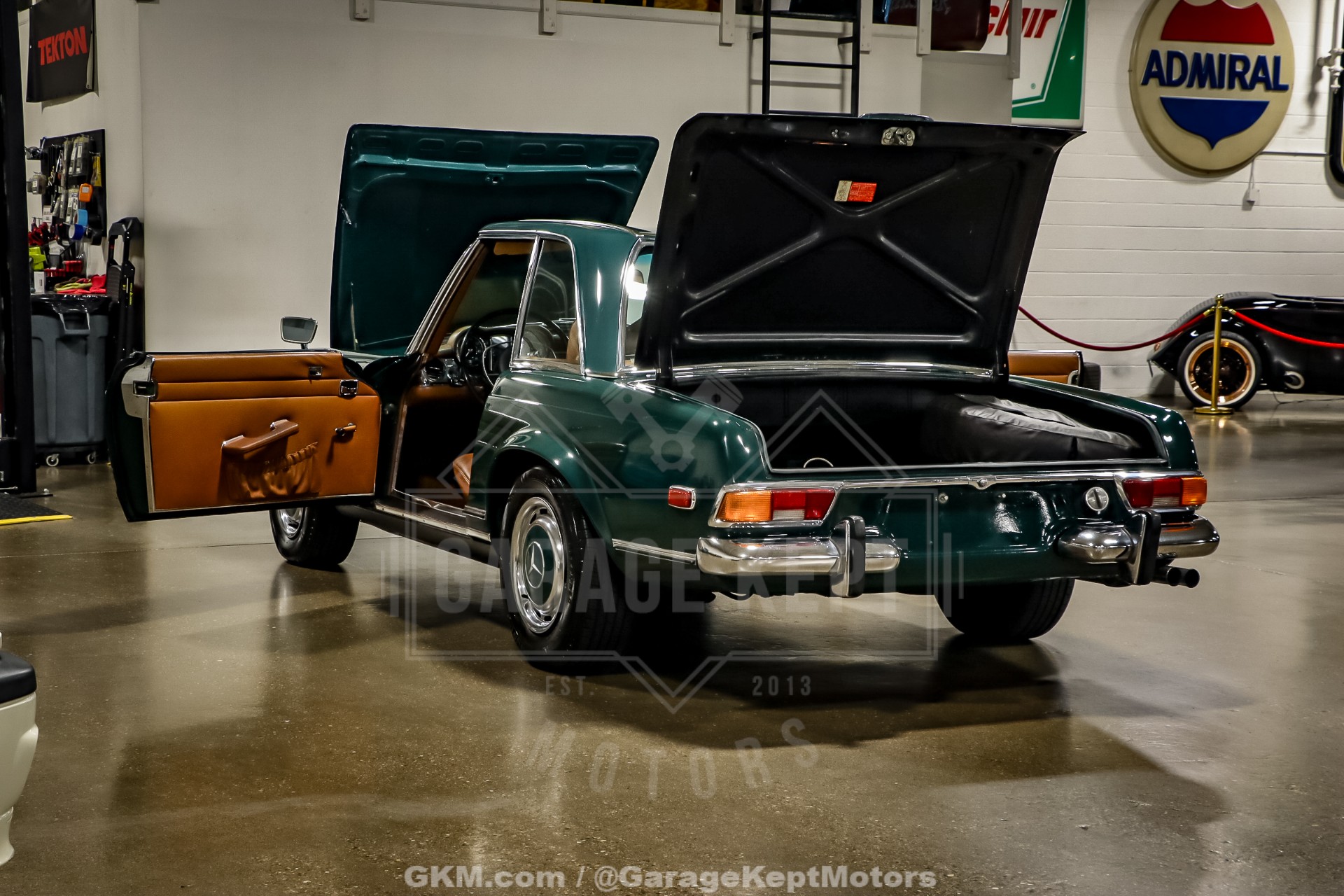 1970 Mercedes-Benz 280SL 74