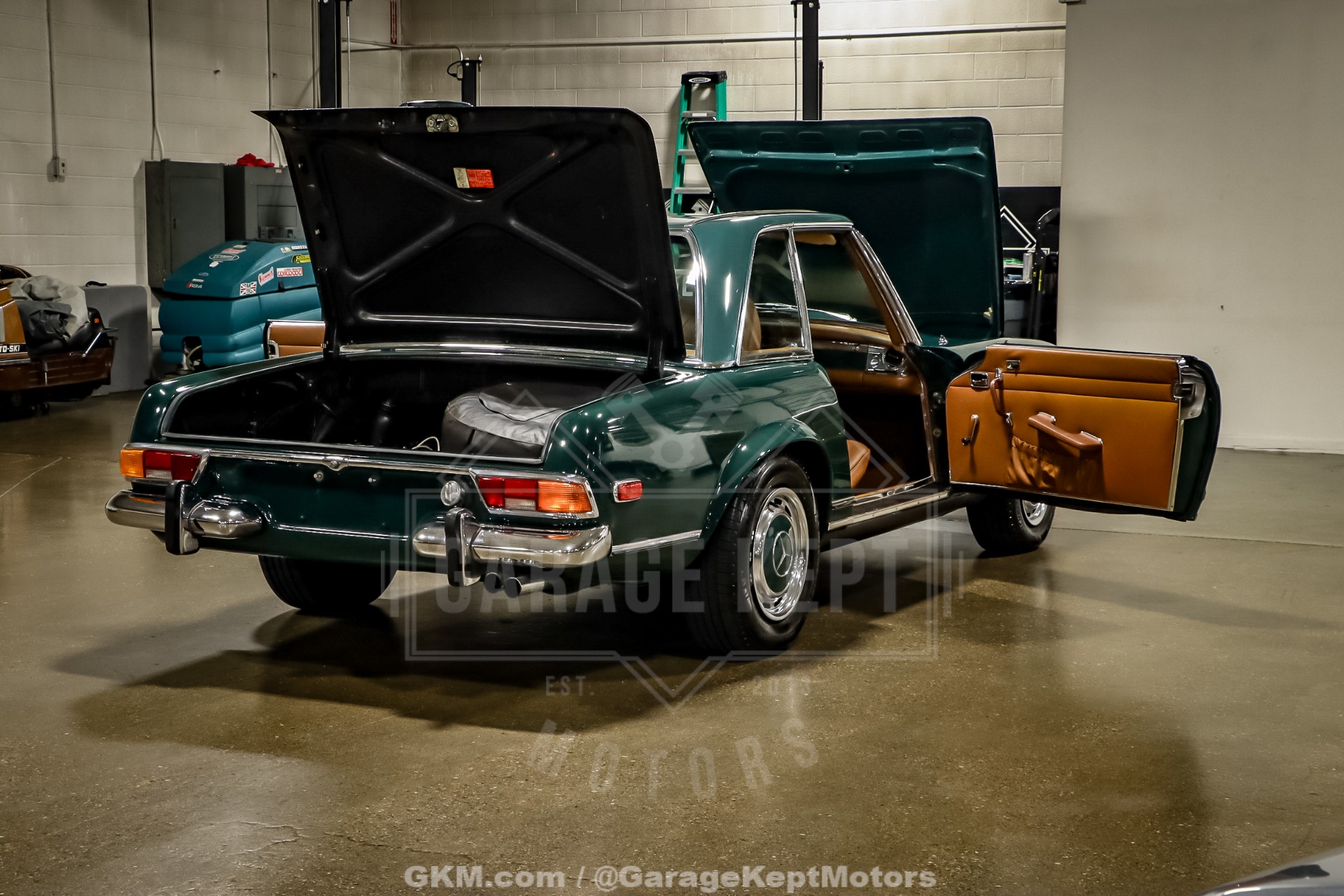 1970 Mercedes-Benz 280SL 75