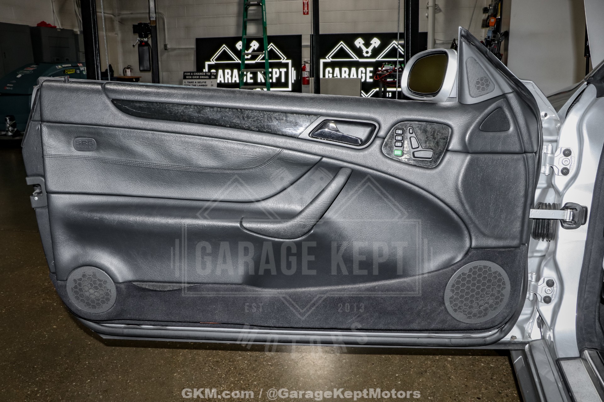 2001 Mercedes-Benz CLK 107