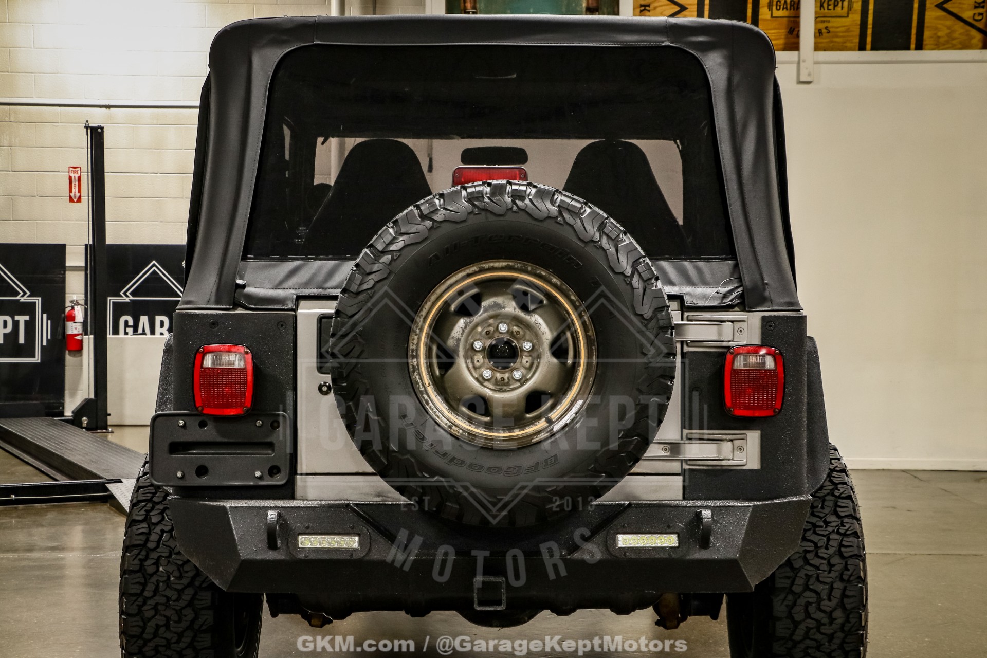 2002 Jeep Wrangler 43
