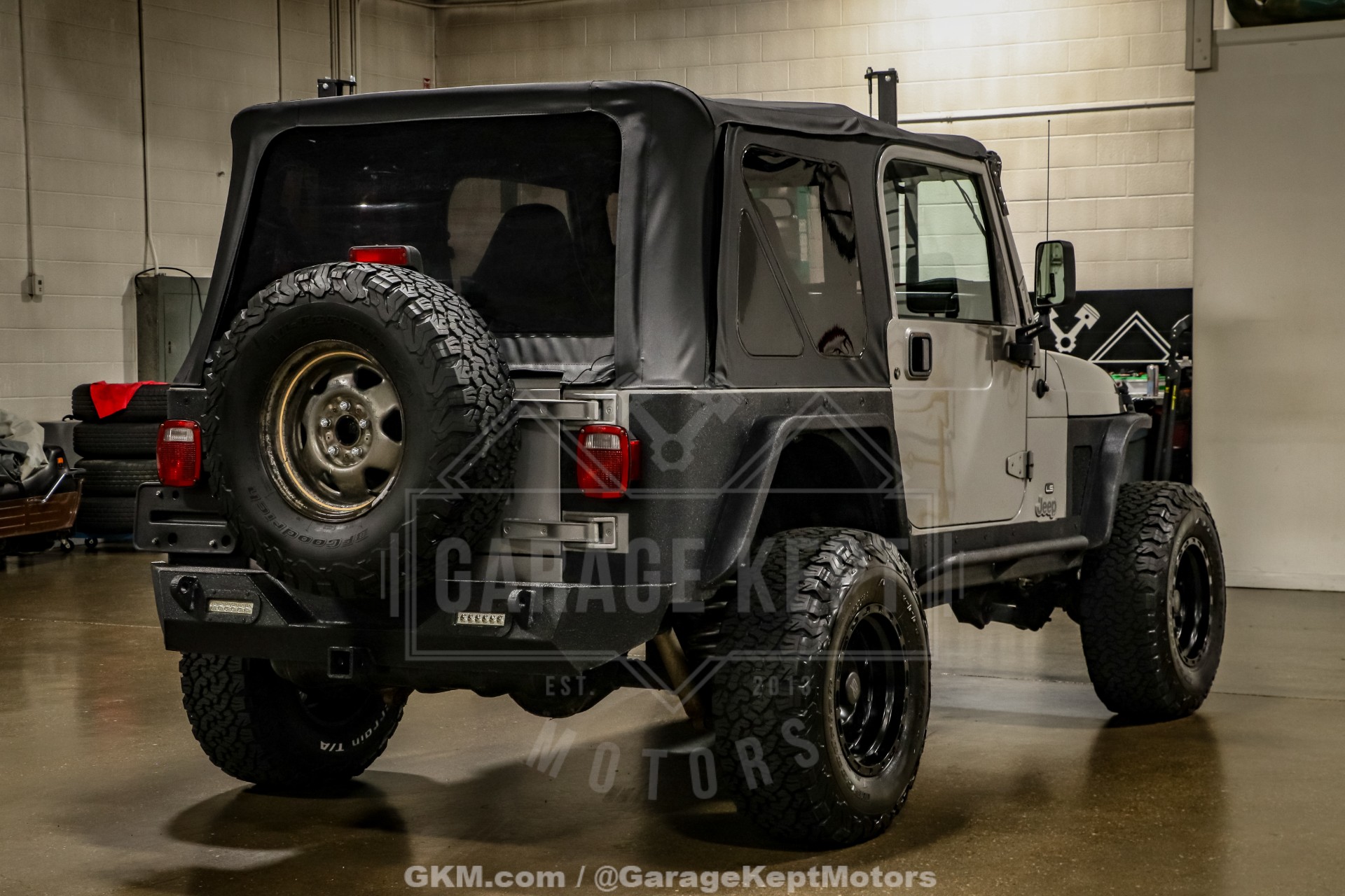 2002 Jeep Wrangler 8