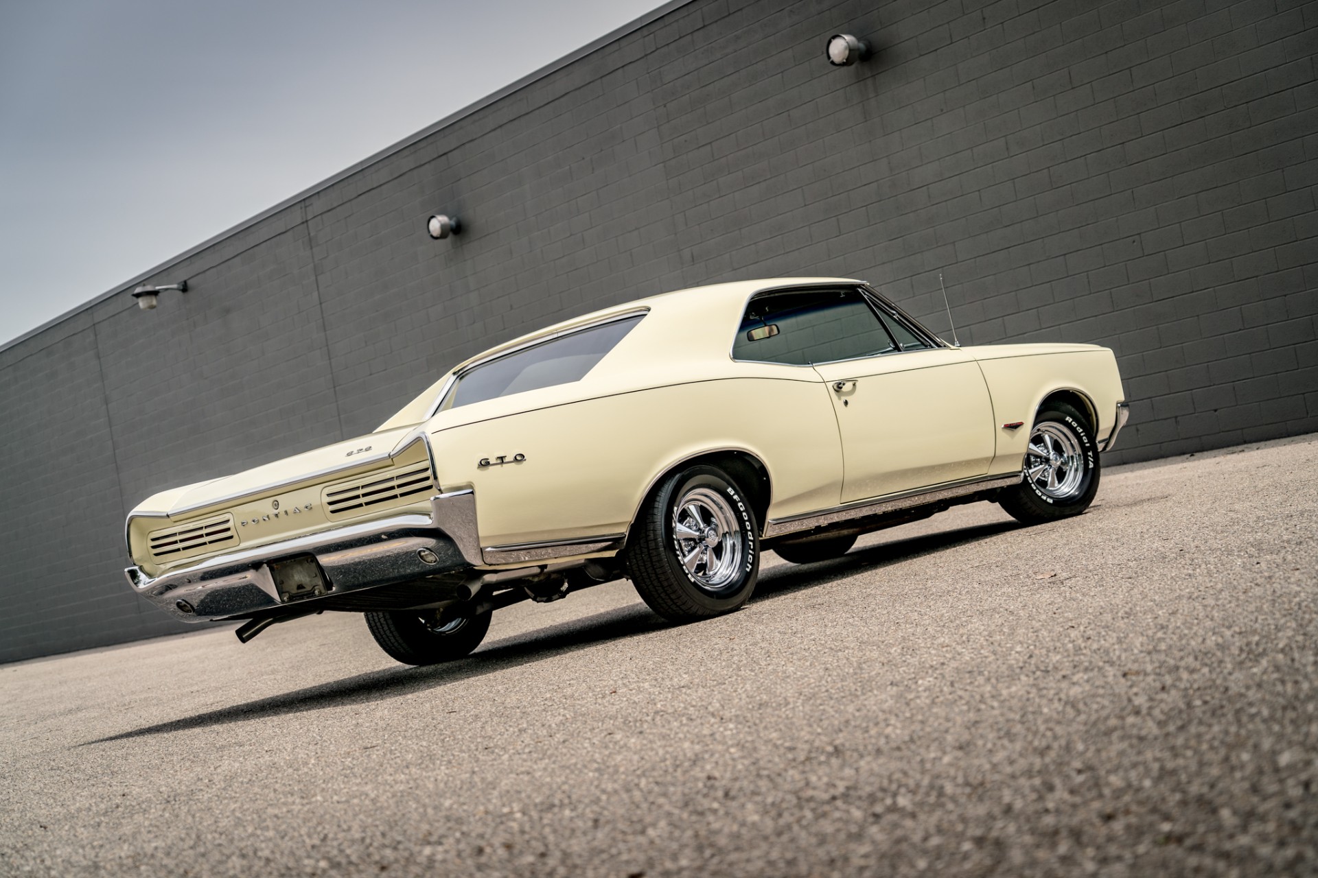 1966 Pontiac GTO 17