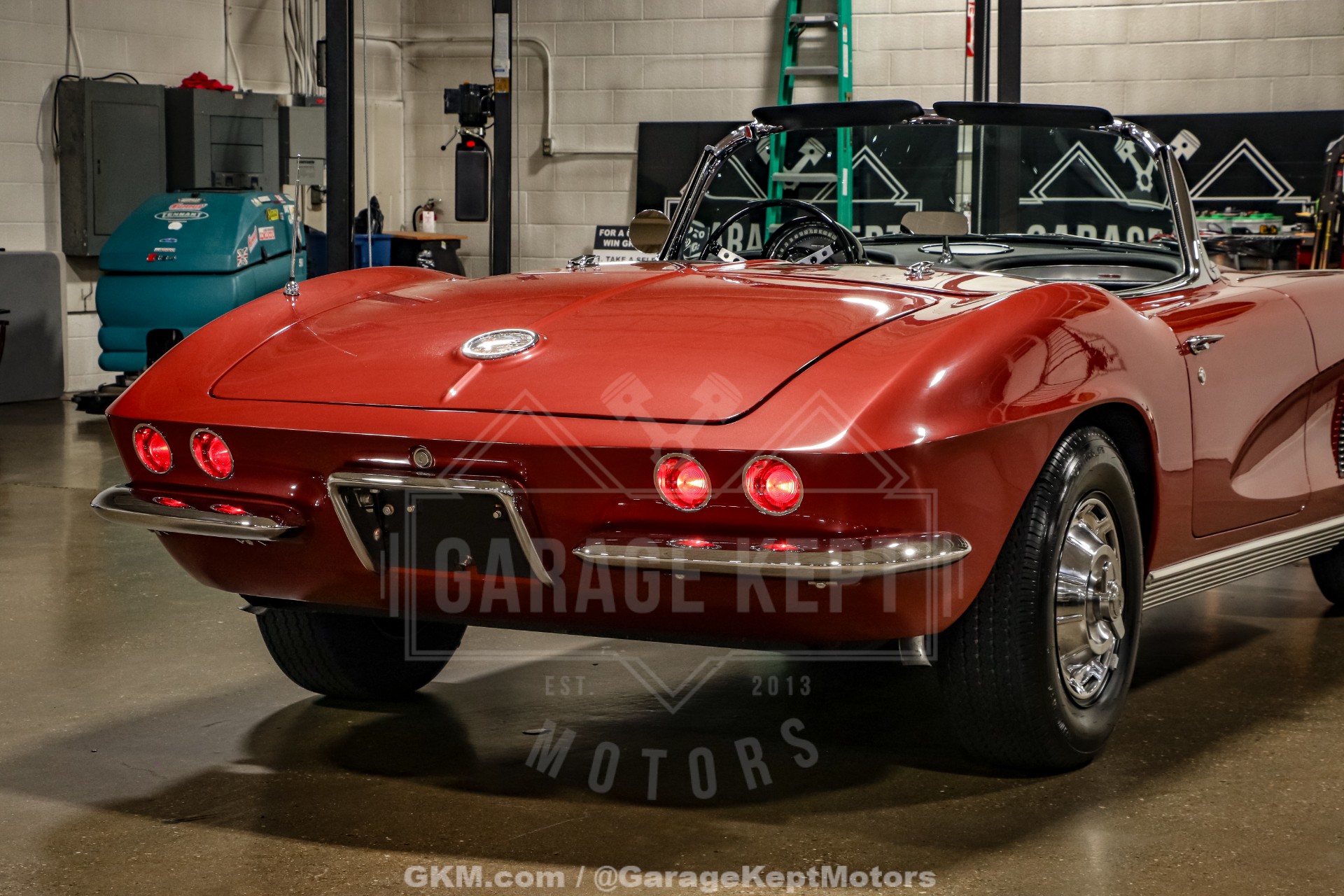 1962 Chevrolet Corvette 73