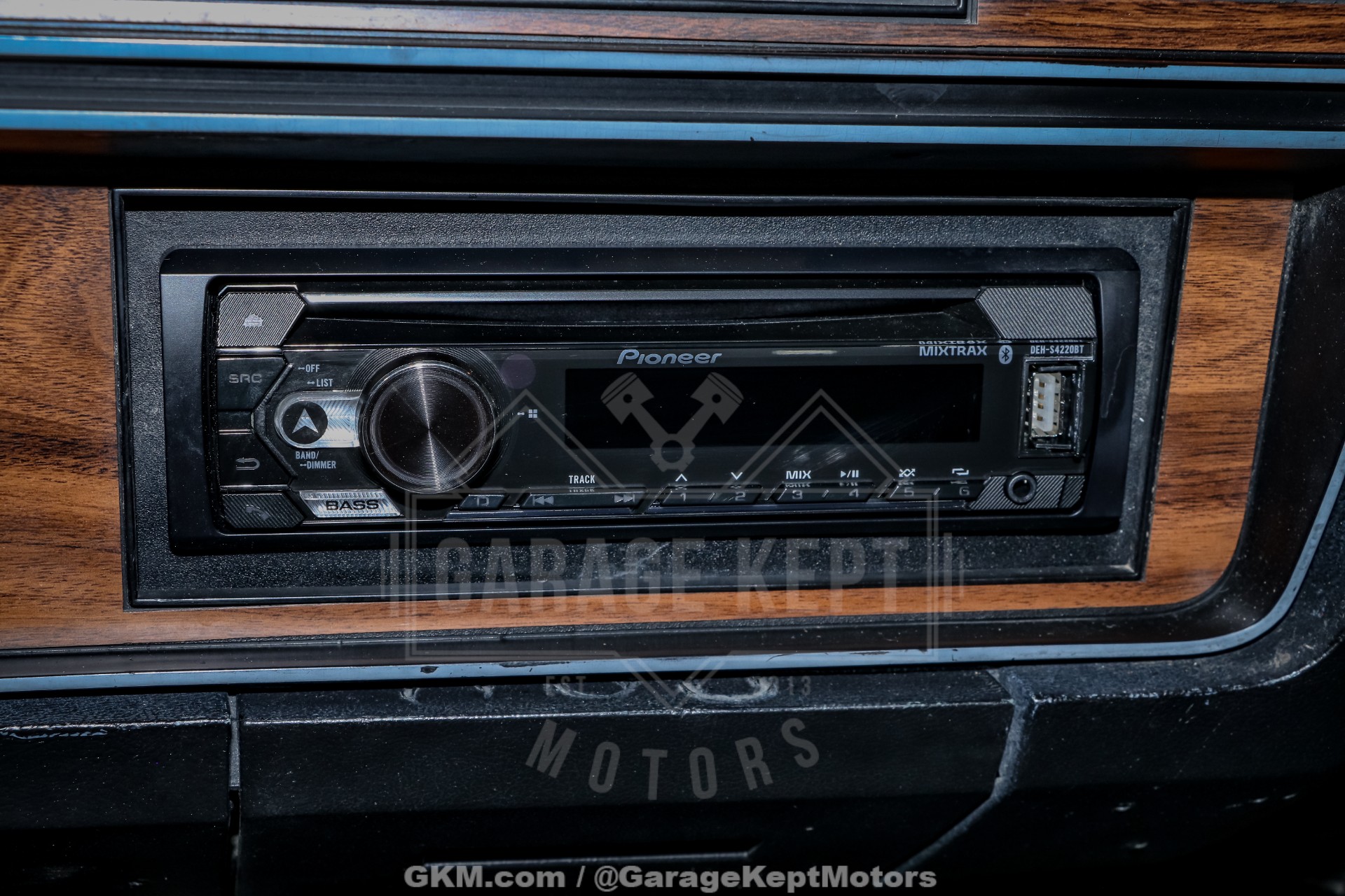 1989 Dodge Ramcharger 108