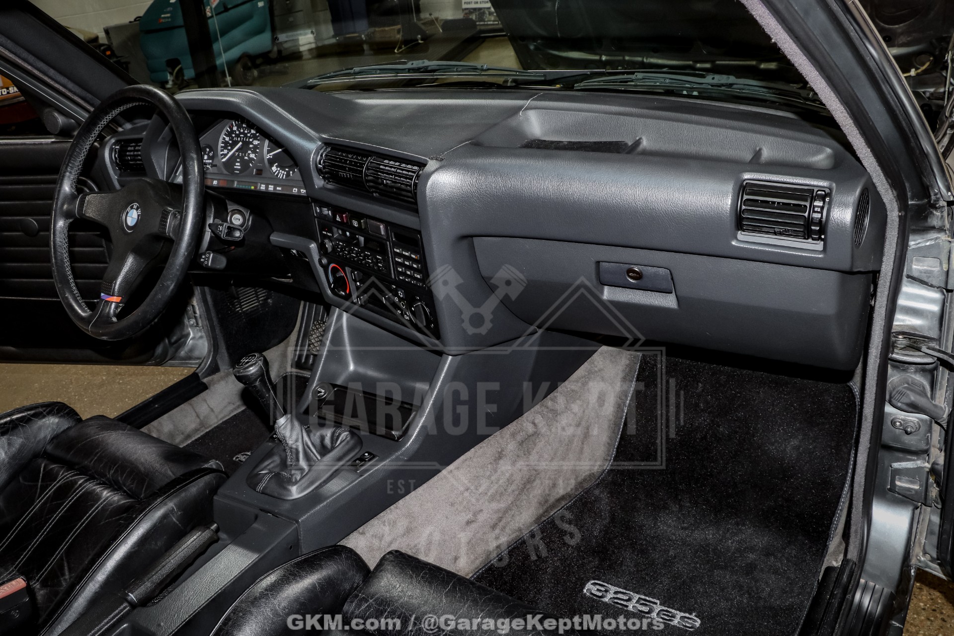 1986 BMW 3 Series 77