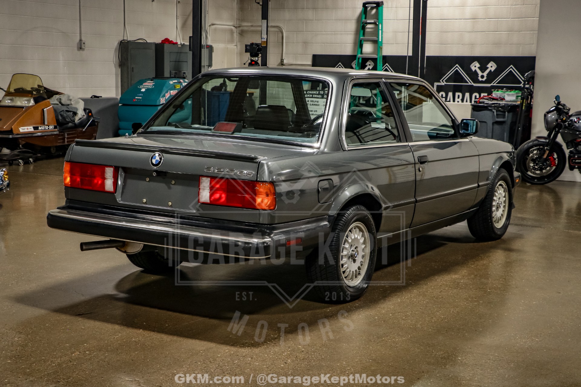 1986 BMW 3 Series 8
