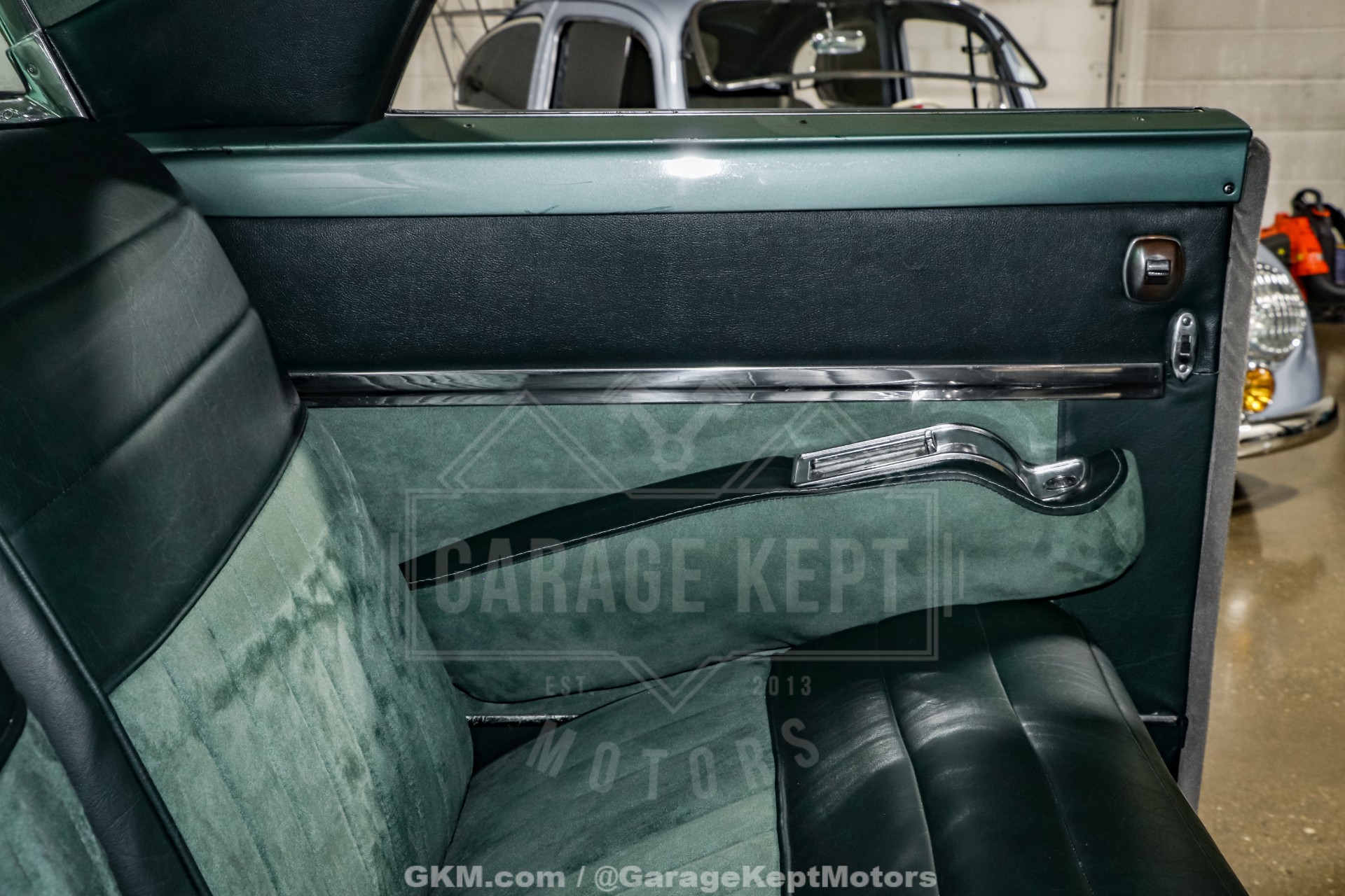 1953 Chrysler Custom Imperial 104
