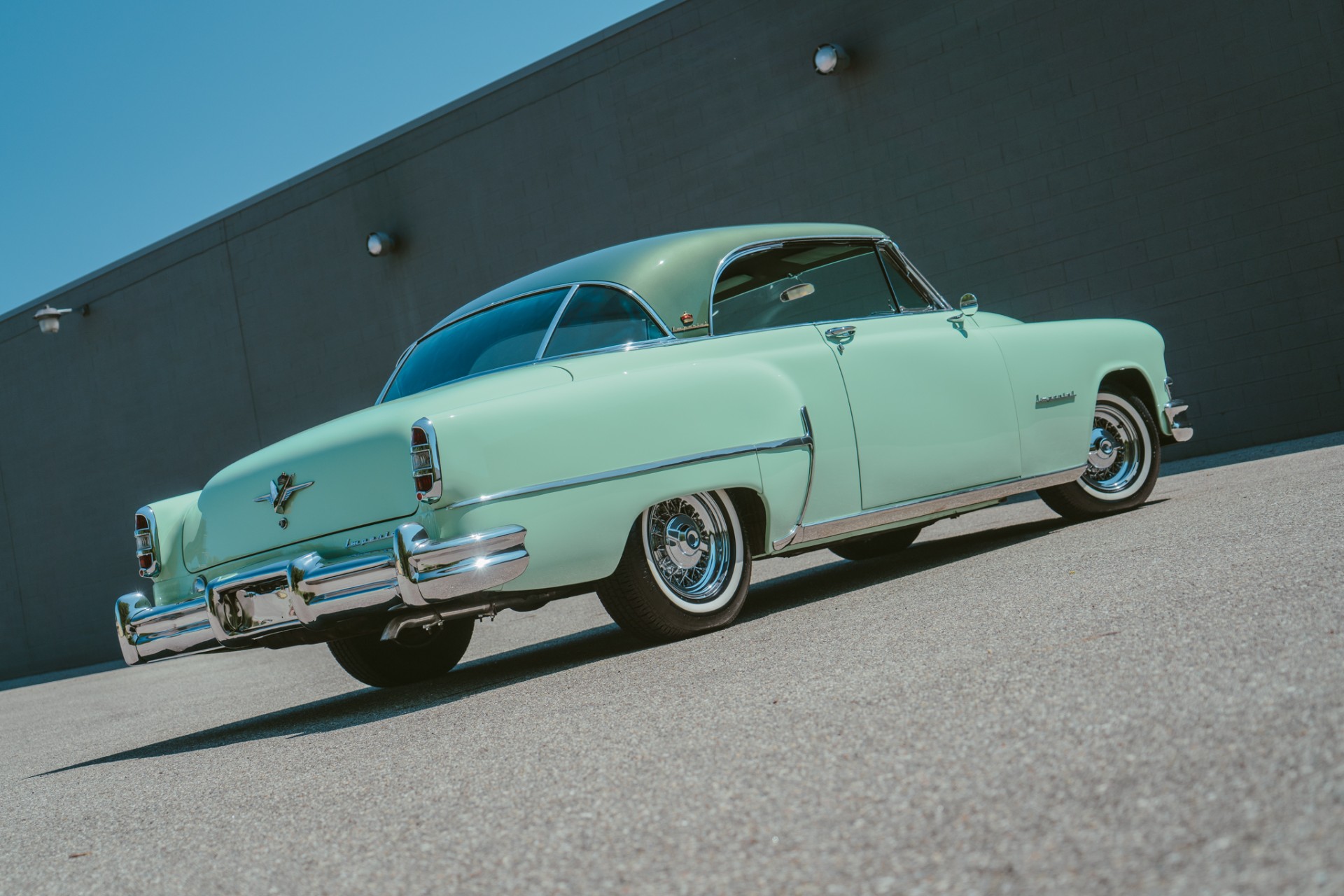 1953 Chrysler Custom Imperial 19