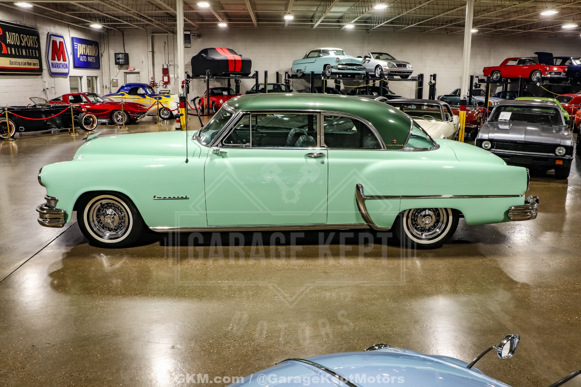 1953 Chrysler Custom Imperial 23