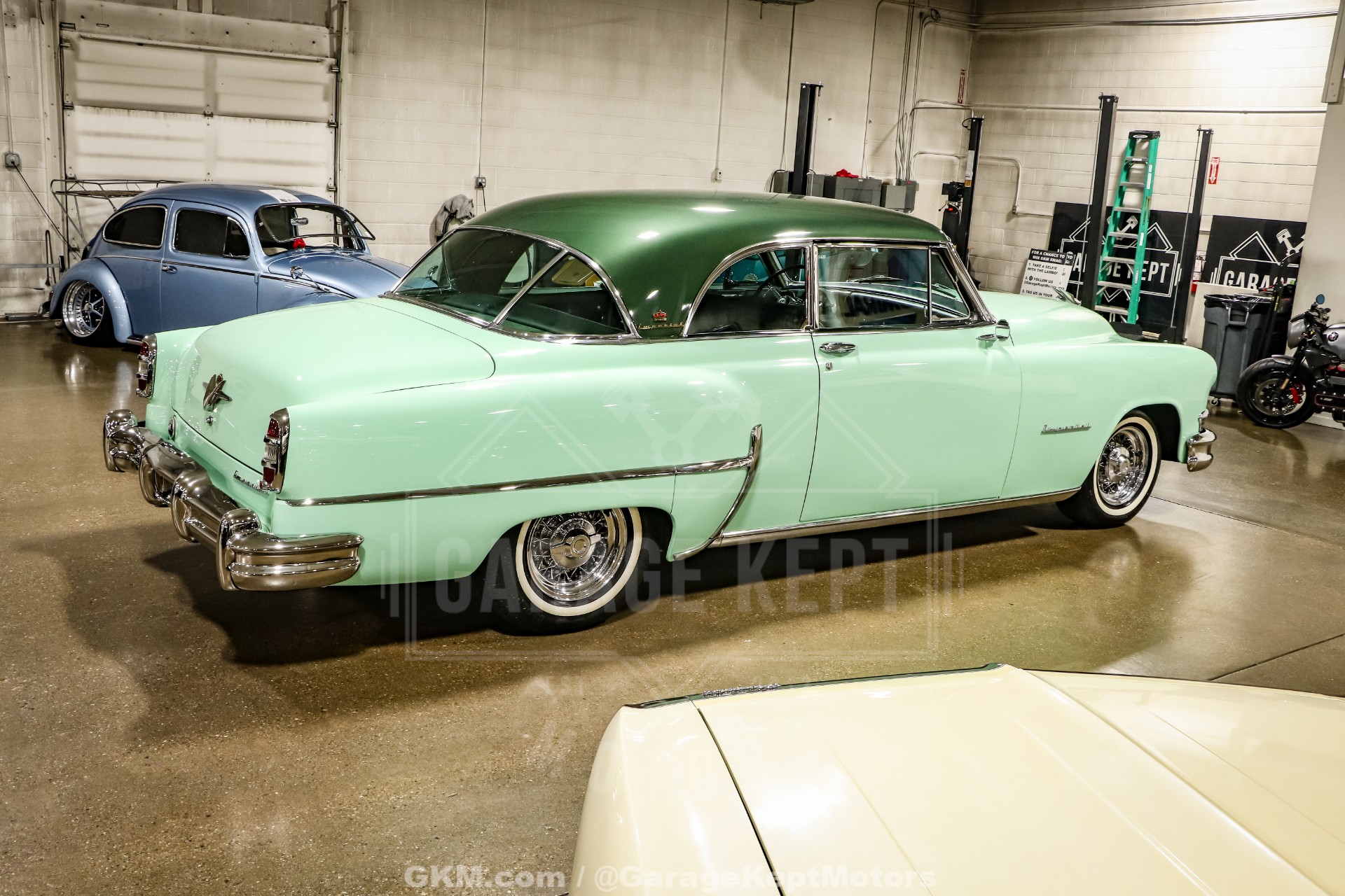 1953 Chrysler Custom Imperial 27