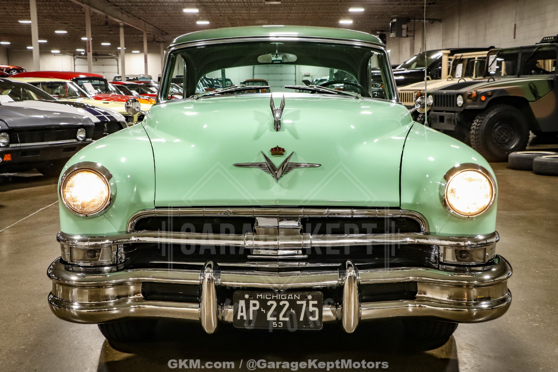 1953 Chrysler Custom Imperial 39