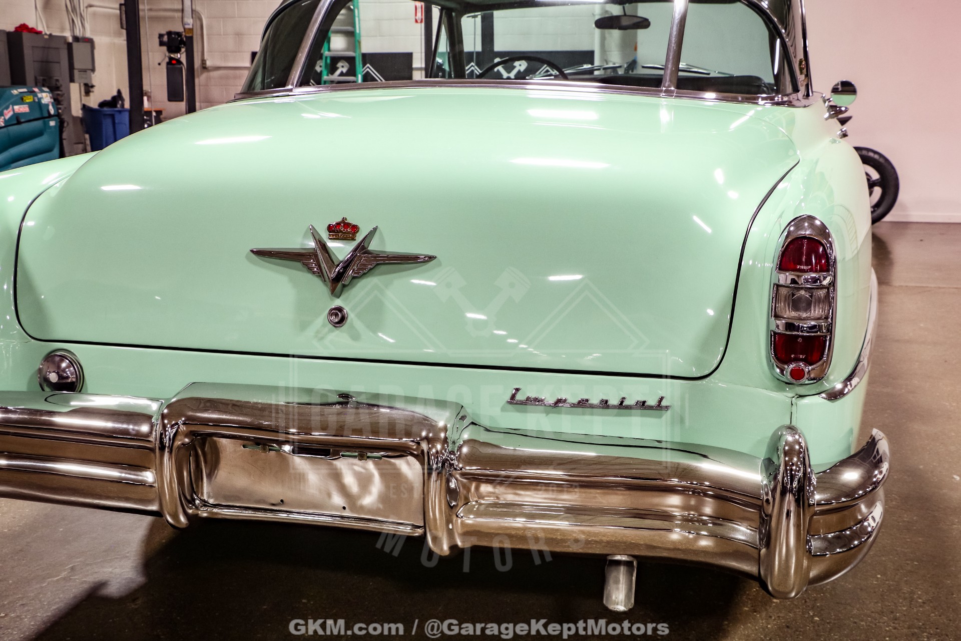 1953 Chrysler Custom Imperial 64