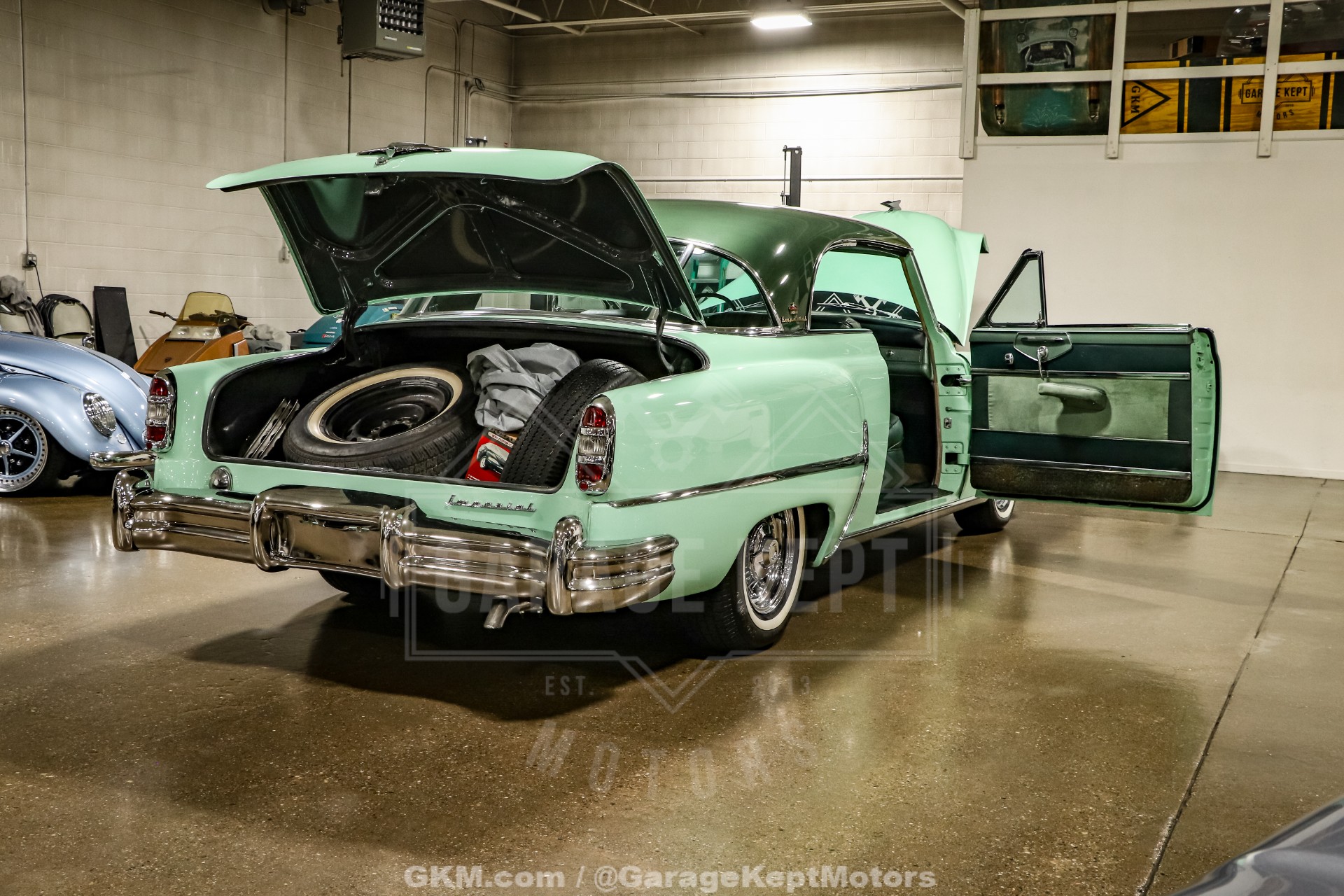 1953 Chrysler Custom Imperial 85