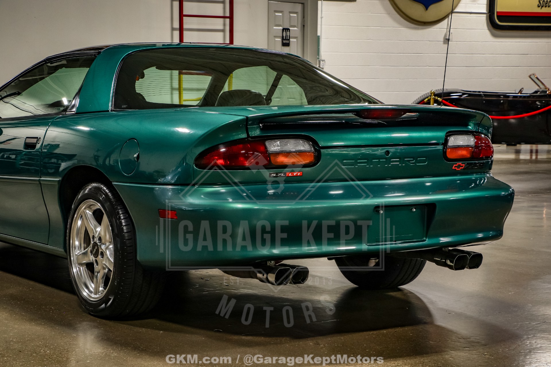 1997 Chevrolet Camaro 38
