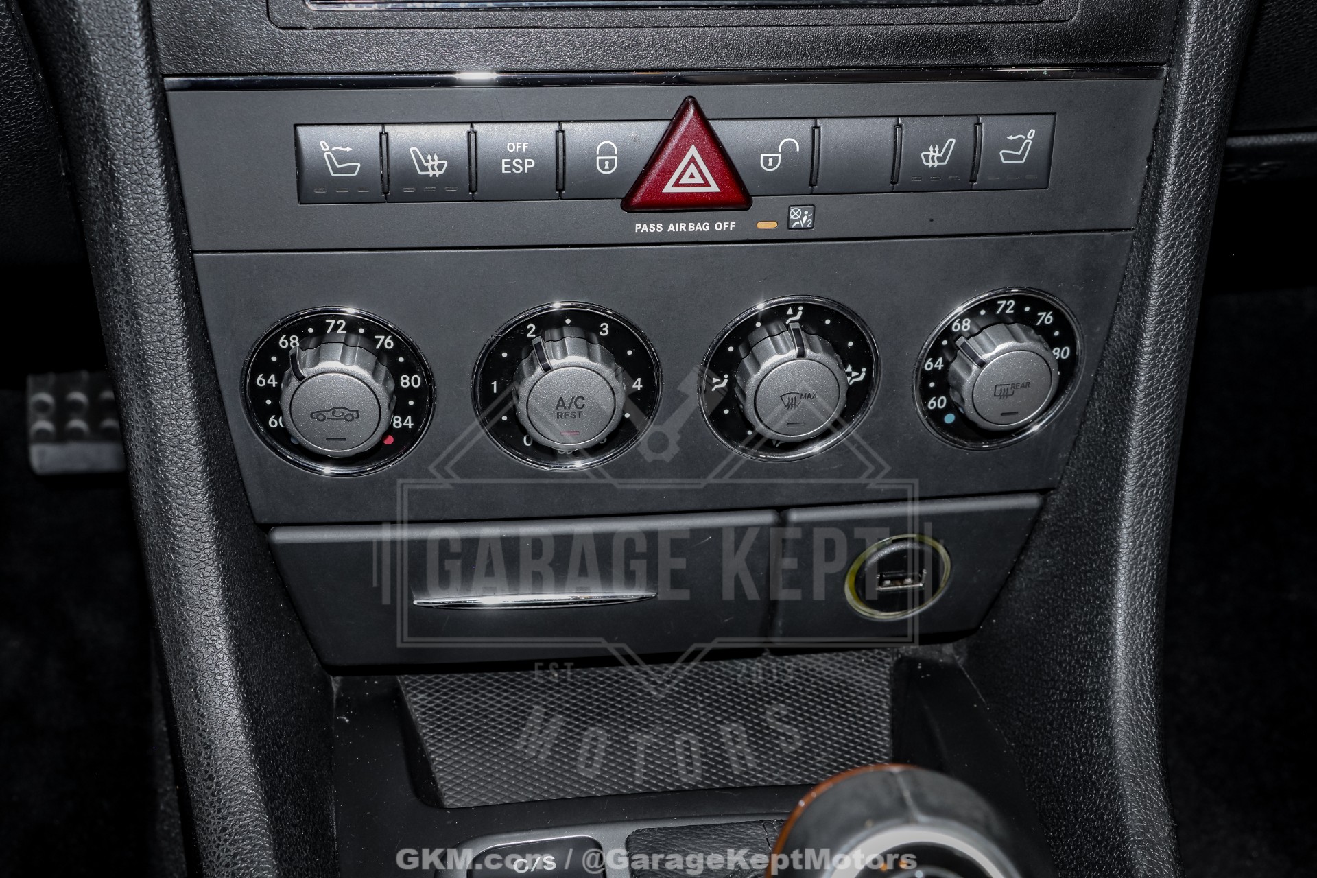 2009 Mercedes-Benz SLK 119