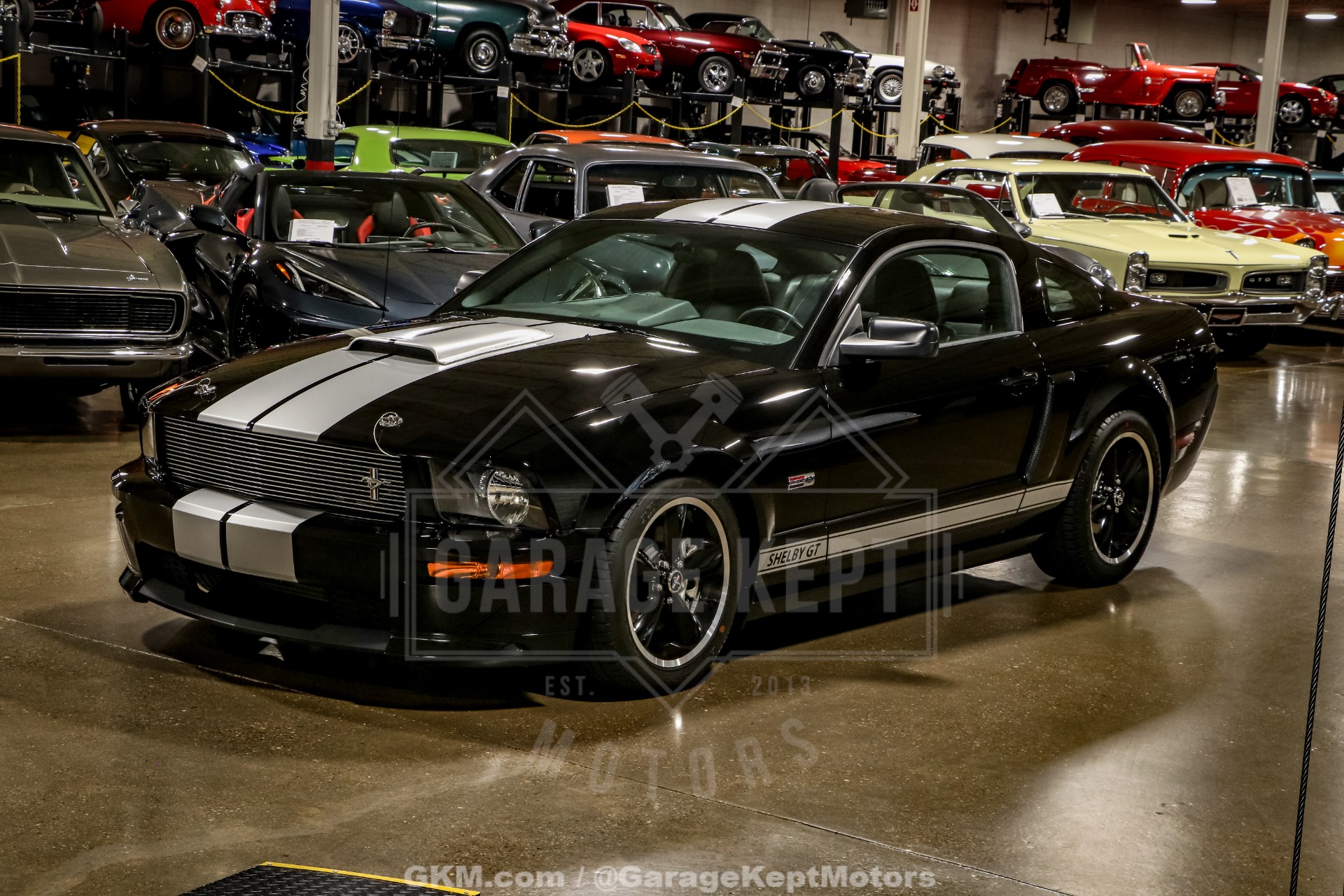 2007 Ford Mustang 35