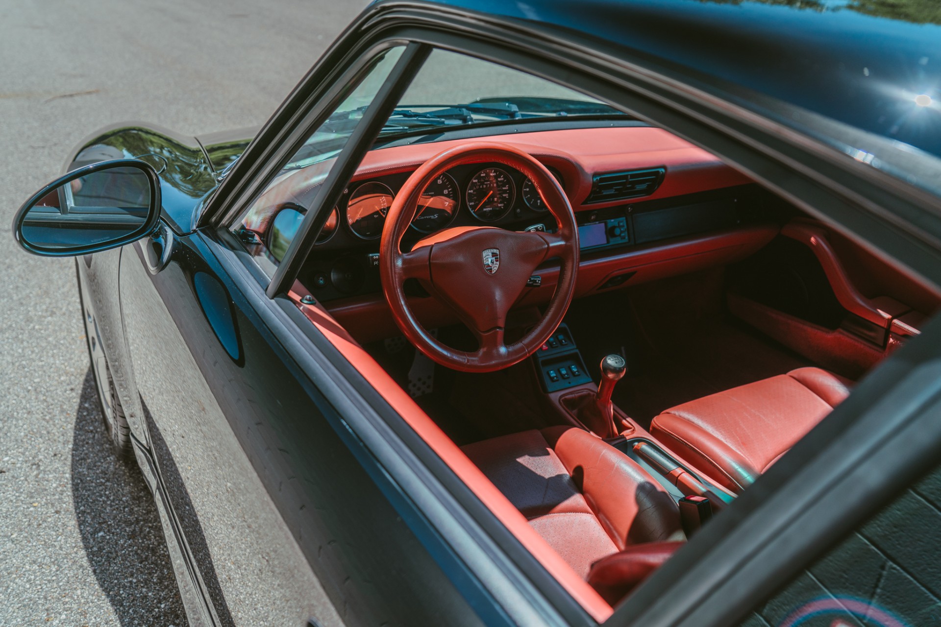 1998 Porsche 911 21