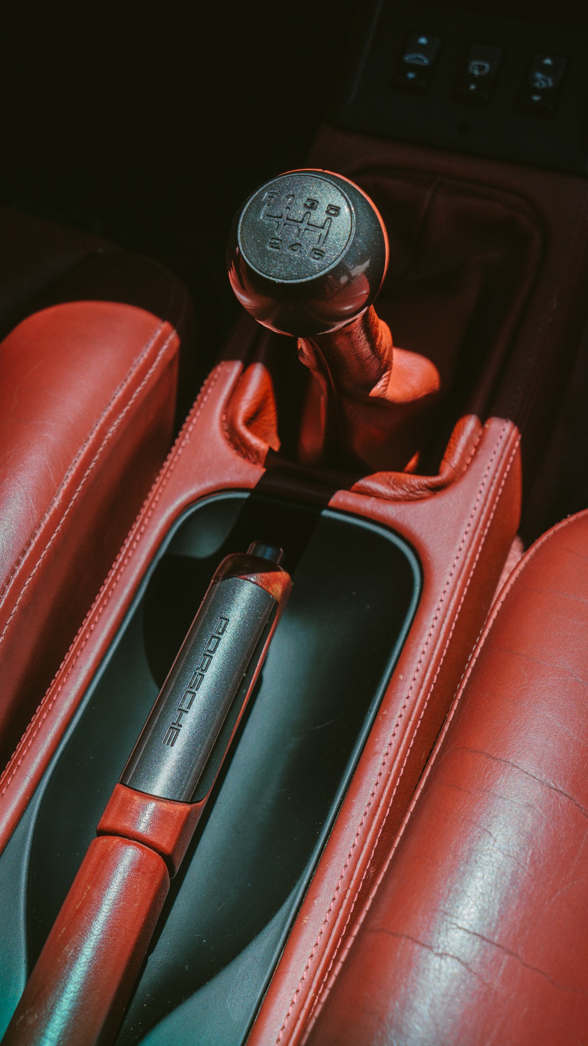 1998 Porsche 911 30