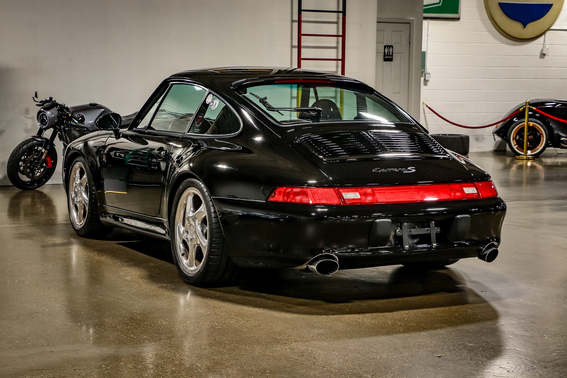 1998 Porsche 911 43