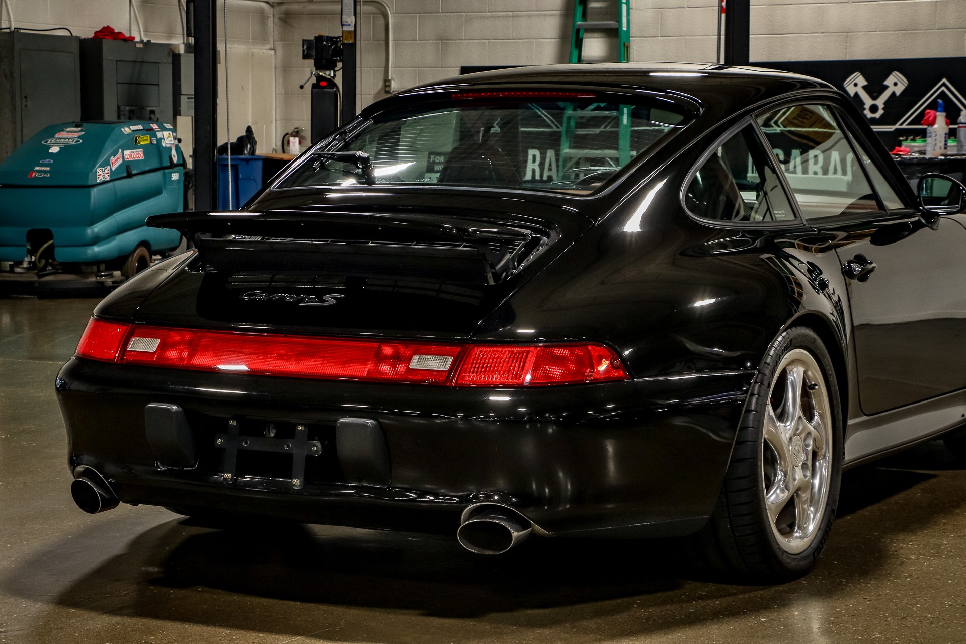 1998 Porsche 911 84